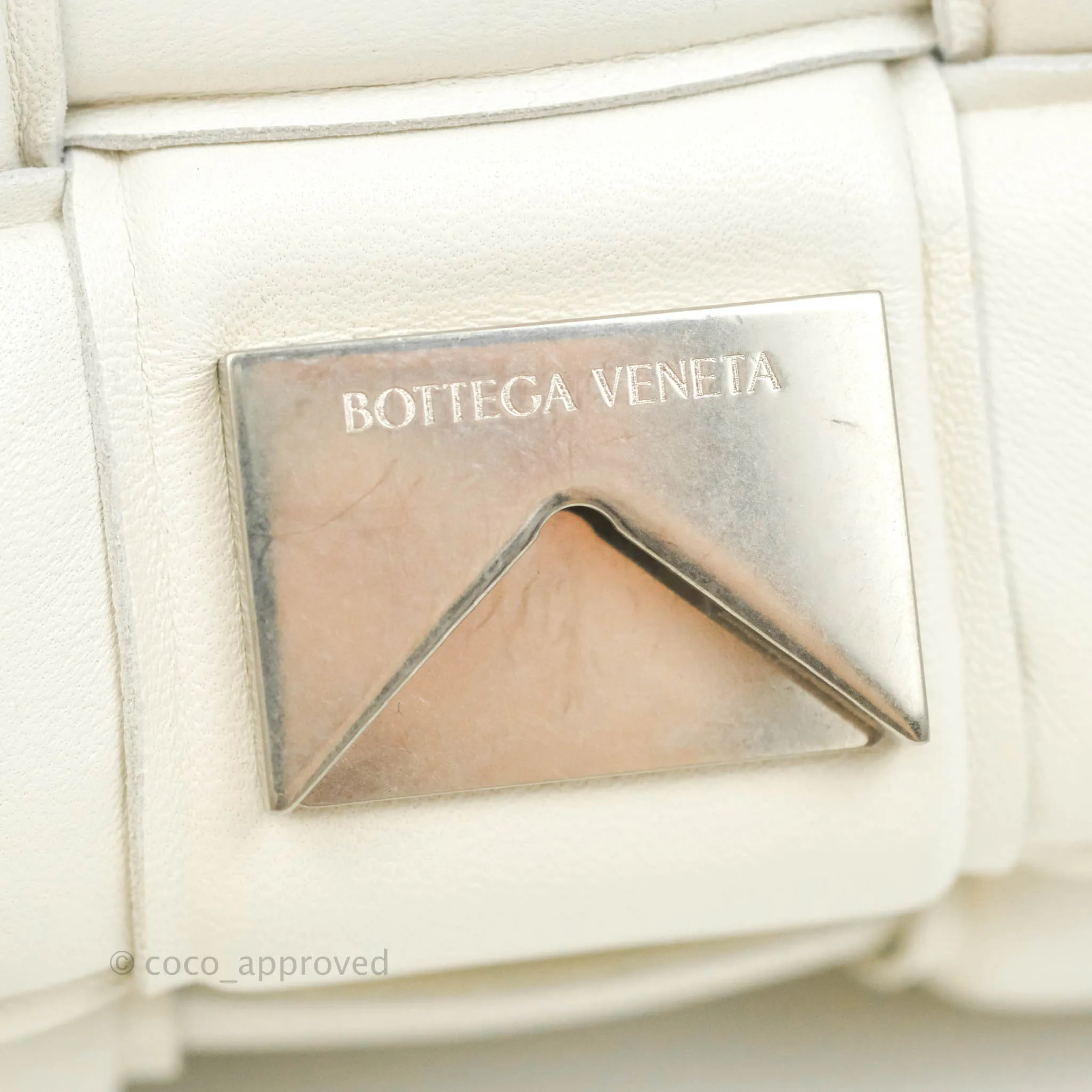 Bottega Veneta Padded Cassette Shoulder Bag Intrecciato White Lambskin Silver Hardware