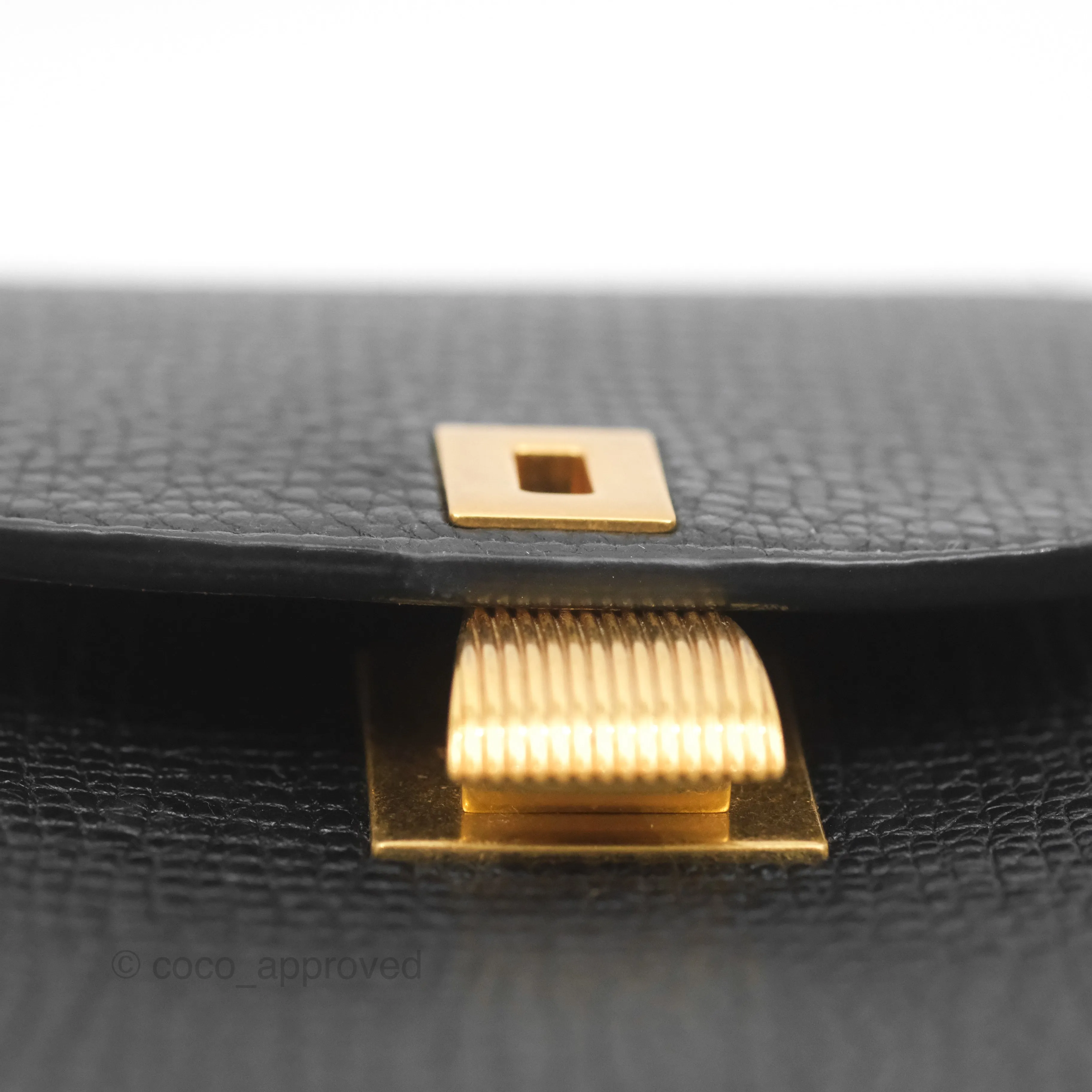 Bottega Veneta Palmellato Rounded Belt Bag Calfskin Black