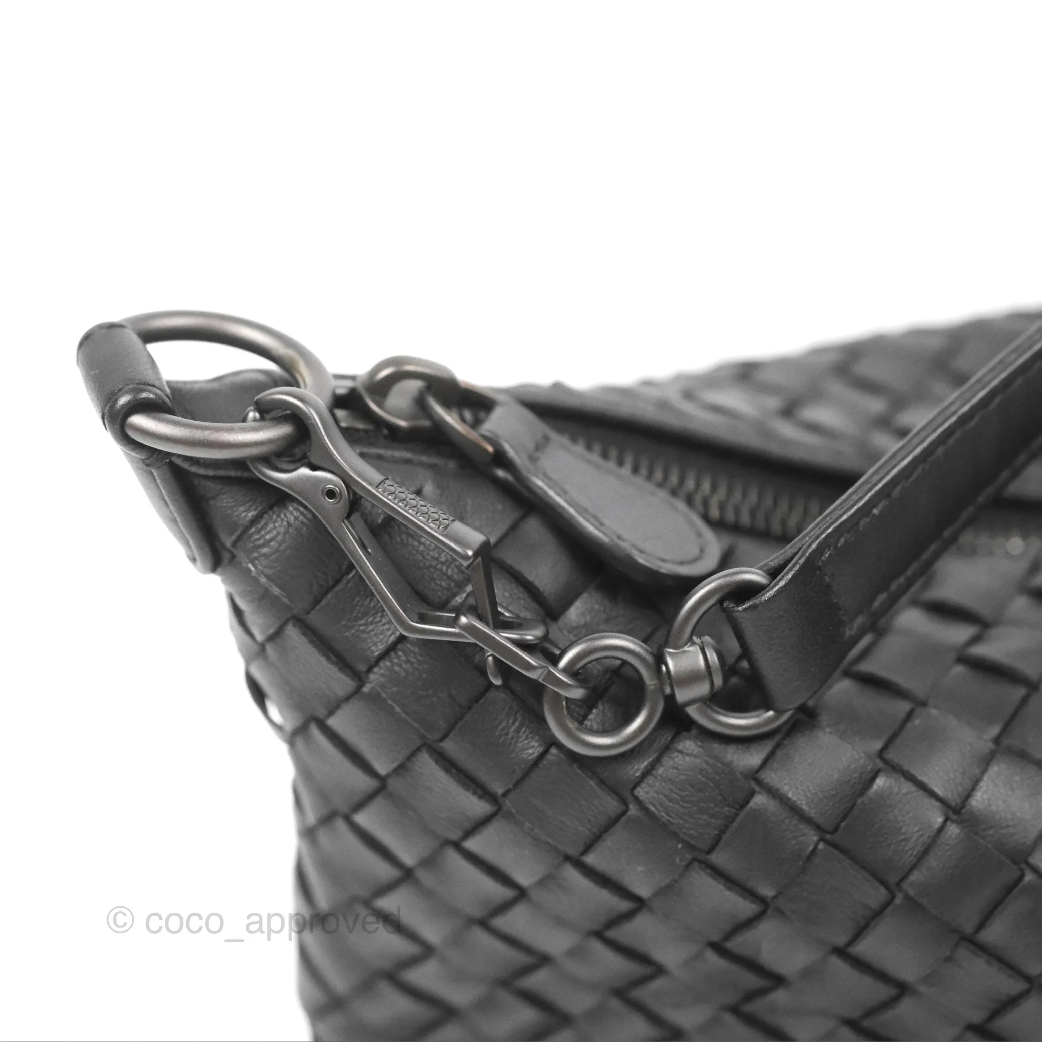 Bottega Veneta Shoulder Bag Black Nappa Intrecciato