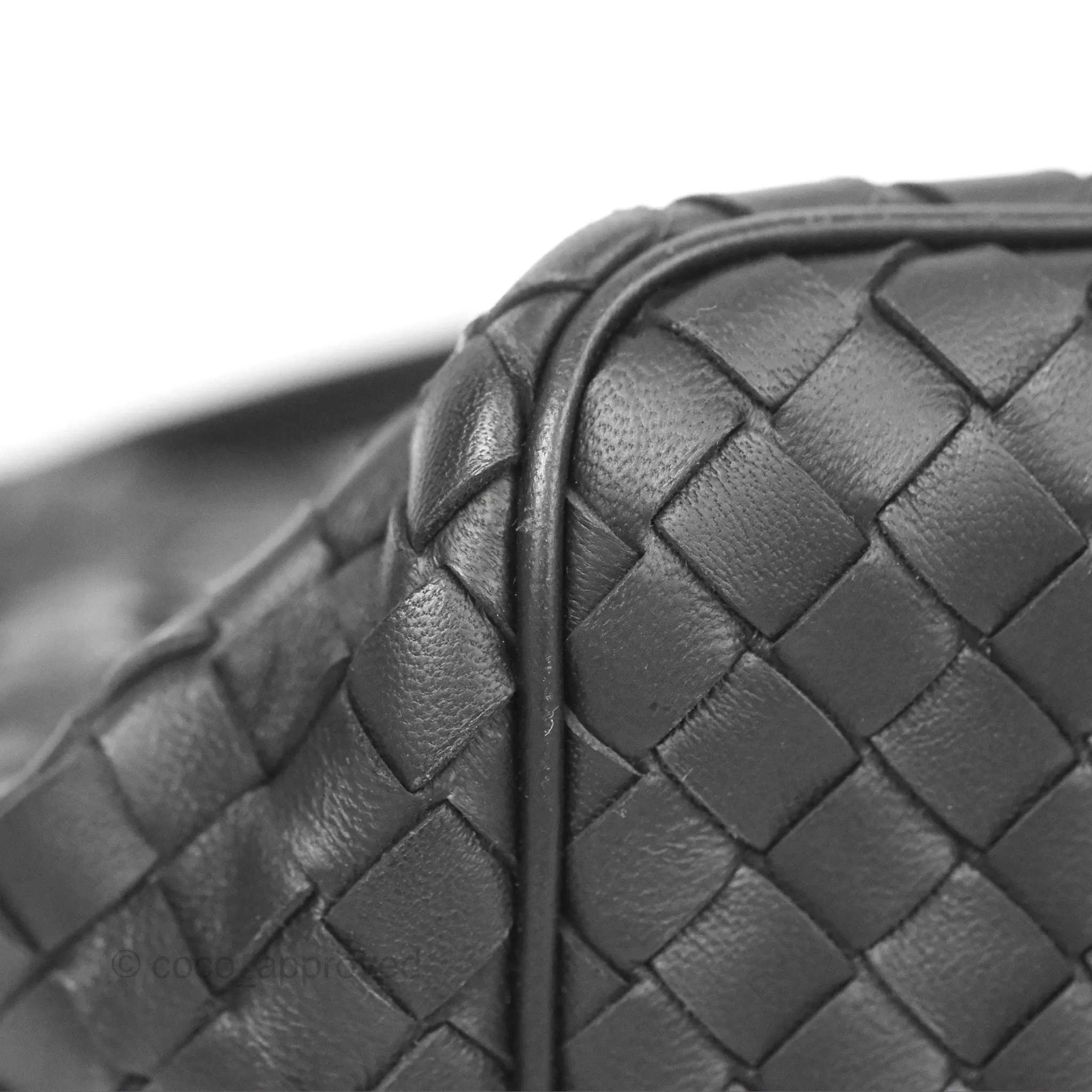 Bottega Veneta Shoulder Bag Black Nappa Intrecciato