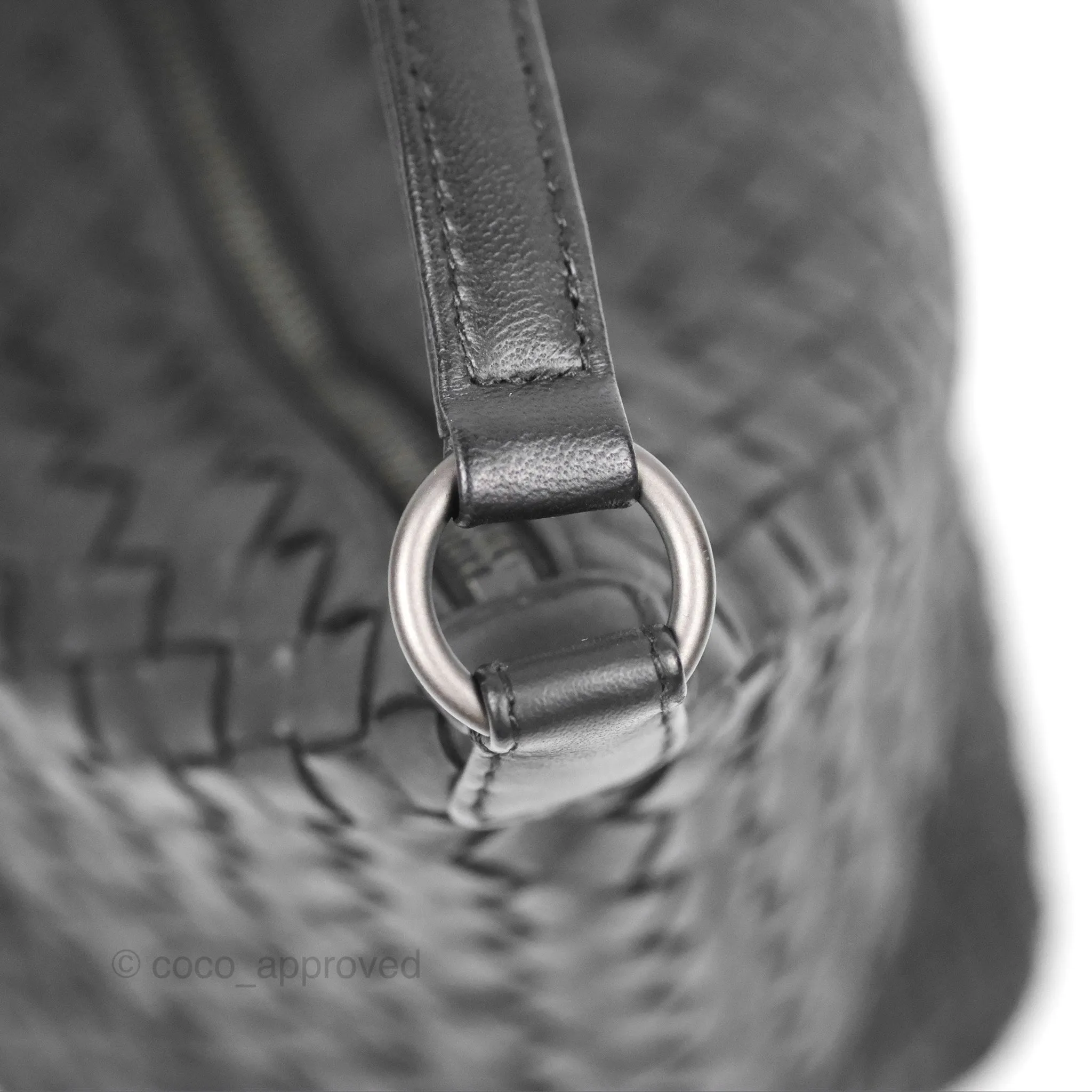 Bottega Veneta Shoulder Bag Black Nappa Intrecciato