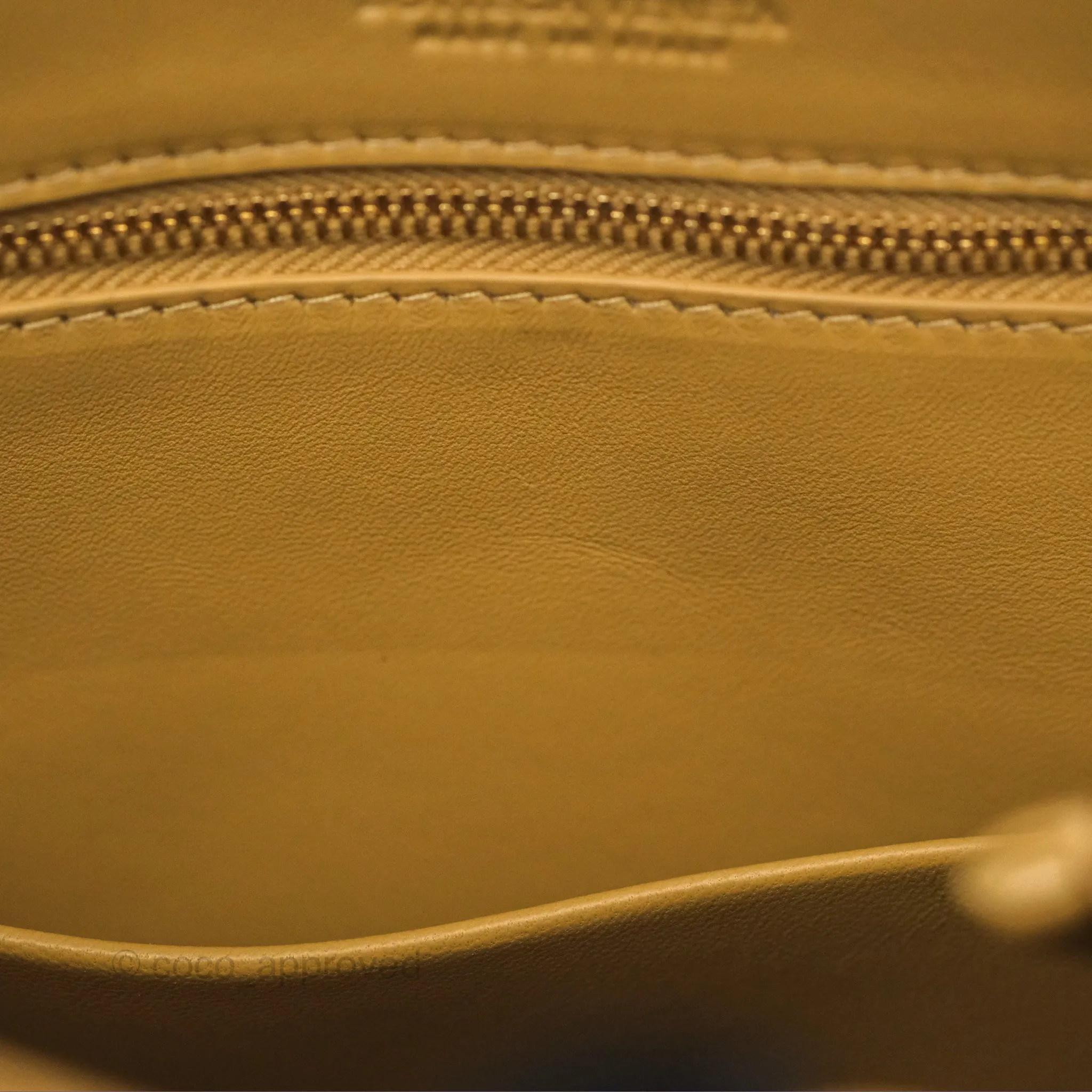 Bottega Veneta Small Andiamo Bag Dark Praline Intrecciato Lambskin