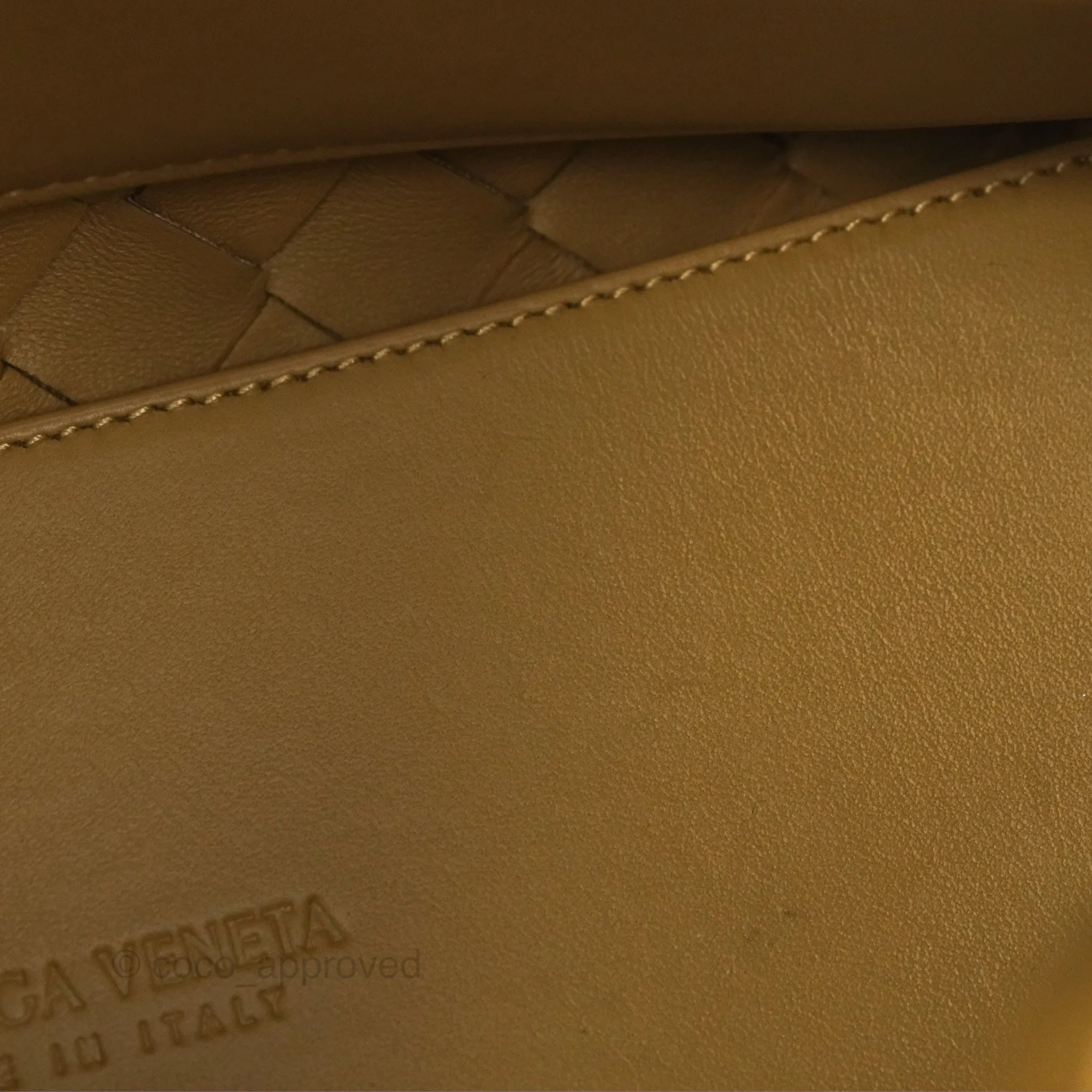 Bottega Veneta Small Andiamo Bag Dark Praline Intrecciato Lambskin