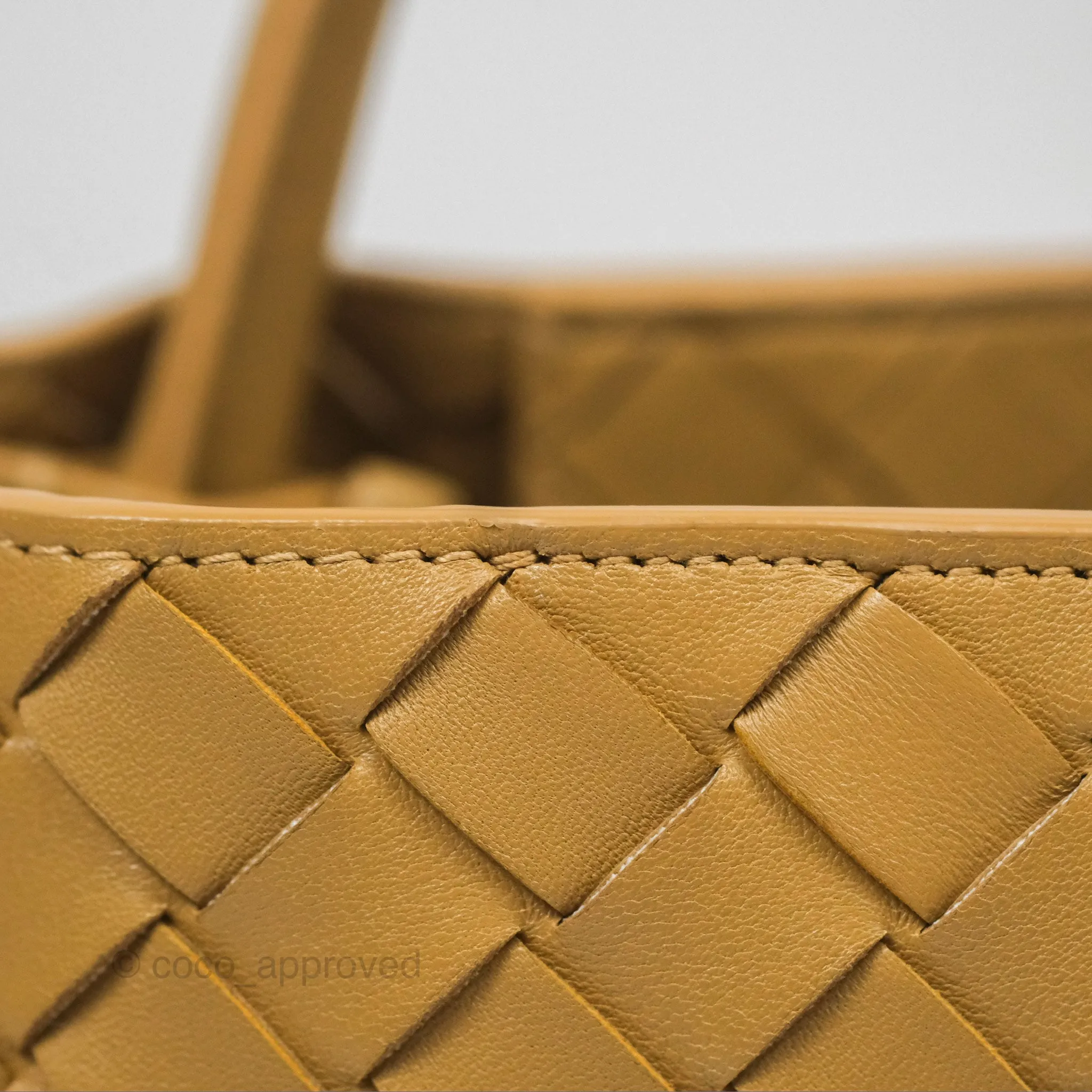 Bottega Veneta Small Andiamo Bag Dark Praline Intrecciato Lambskin