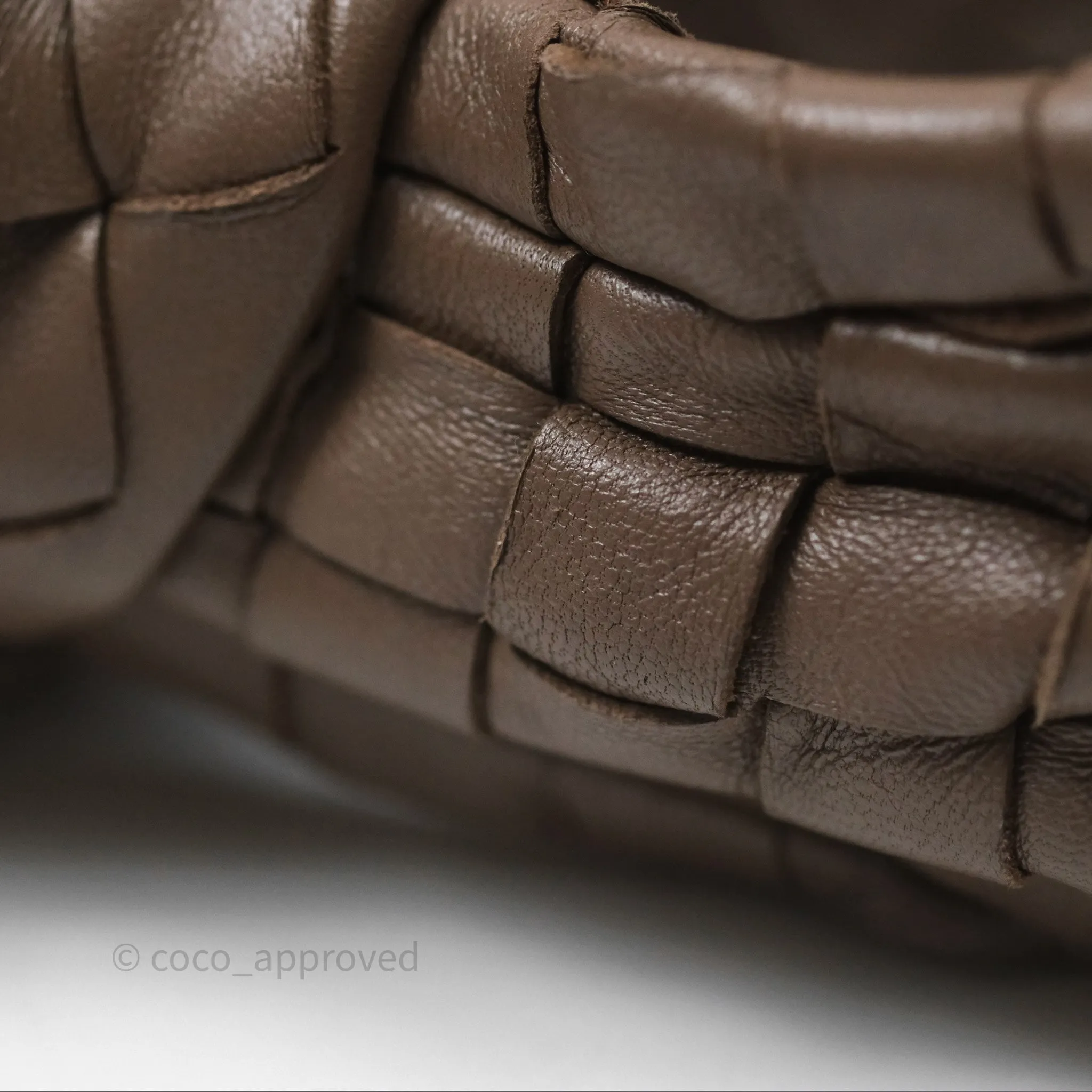 Bottega Veneta Small Jodie Bag Intrecciato Brown Lambskin Gold Hardware