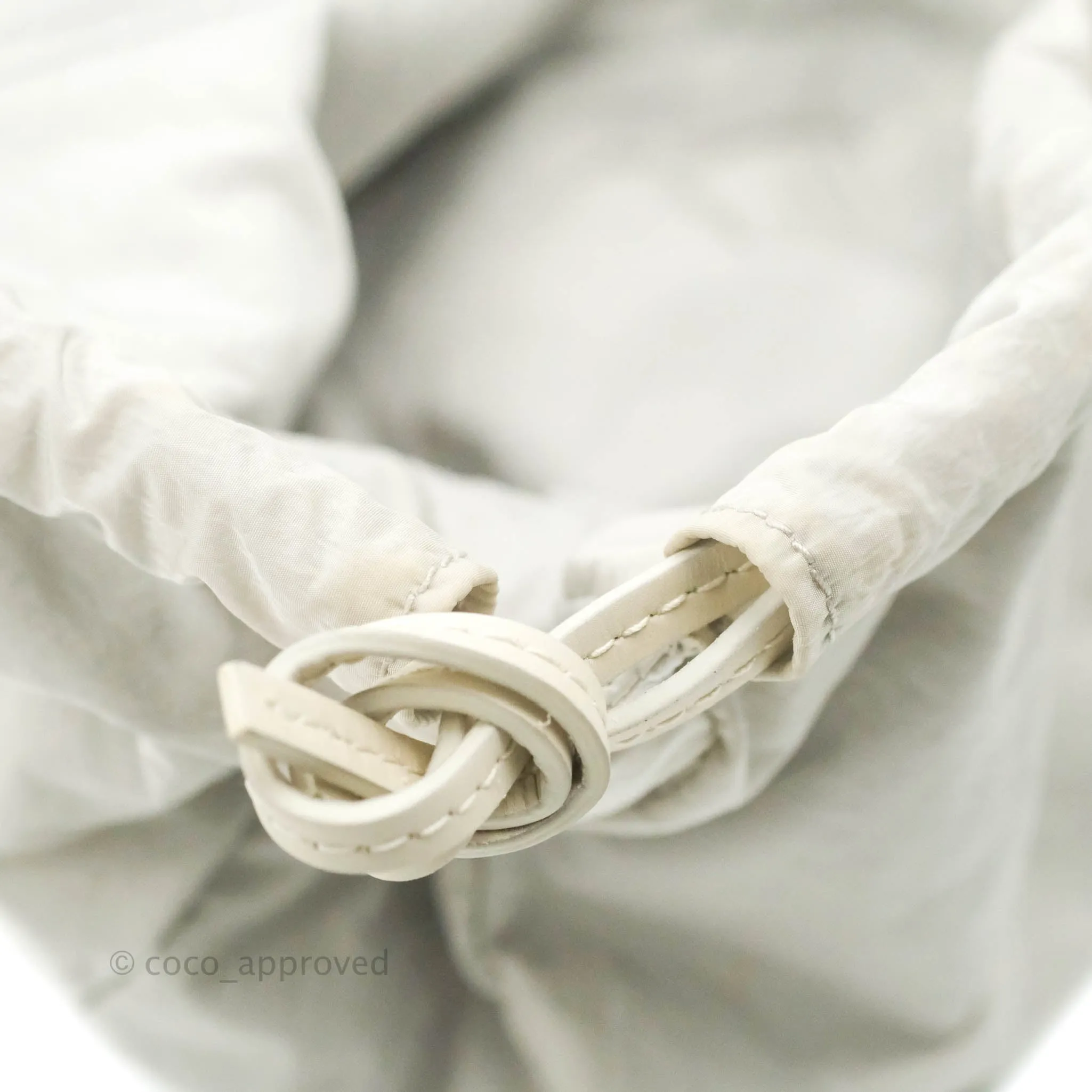 Bottega Veneta Small Shell Bag White