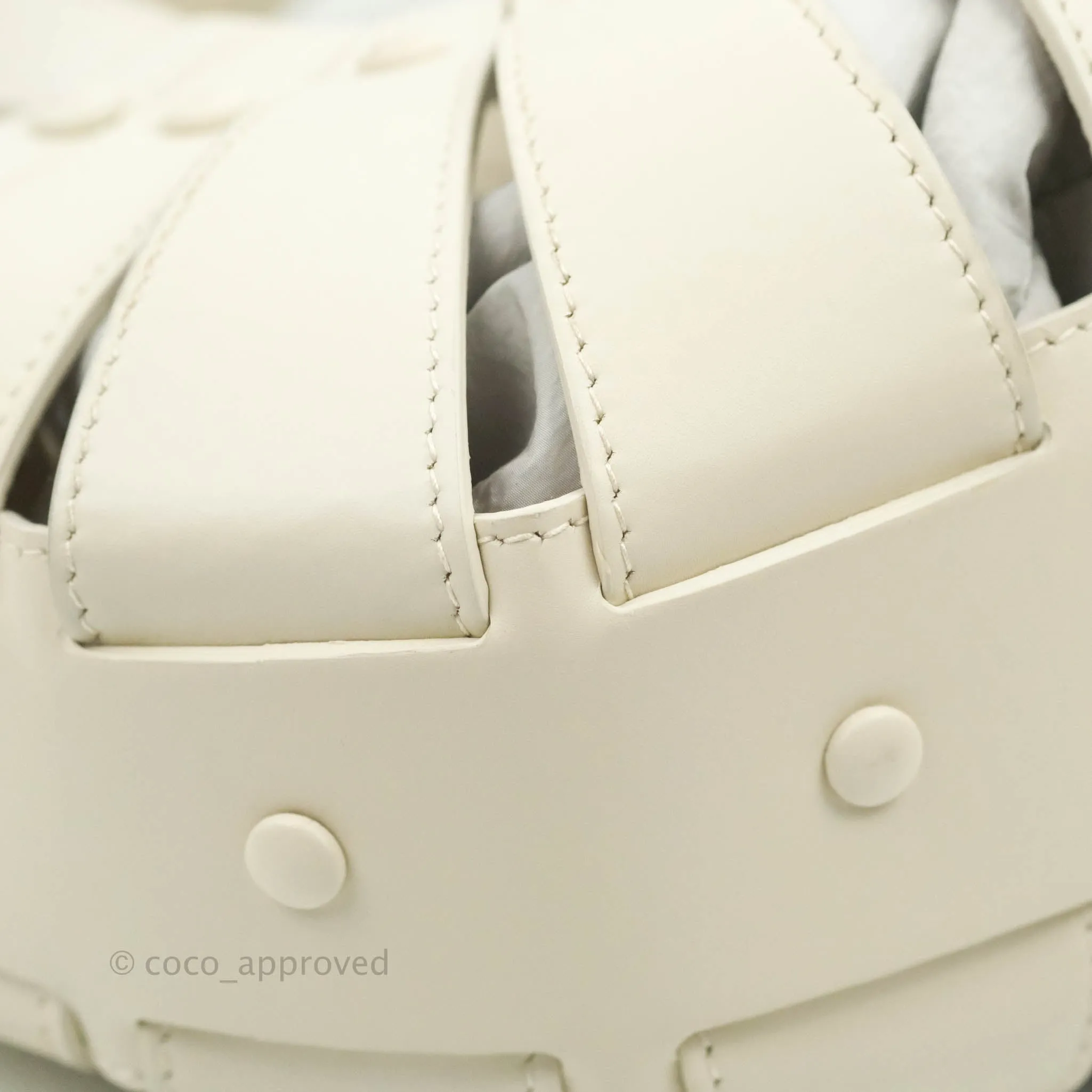 Bottega Veneta Small Shell Bag White