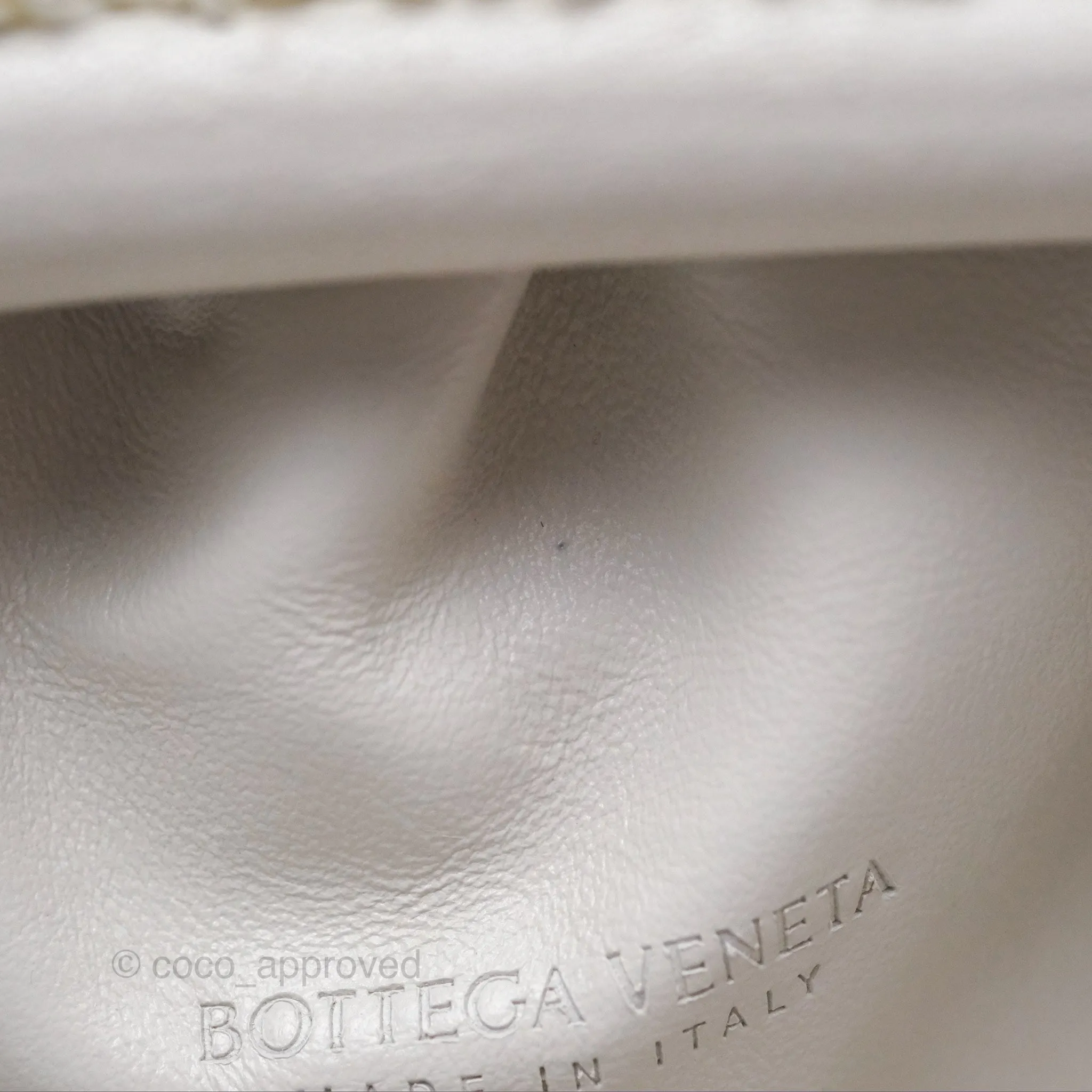 Bottega Veneta The Mini Pouch Boucle Raffia White