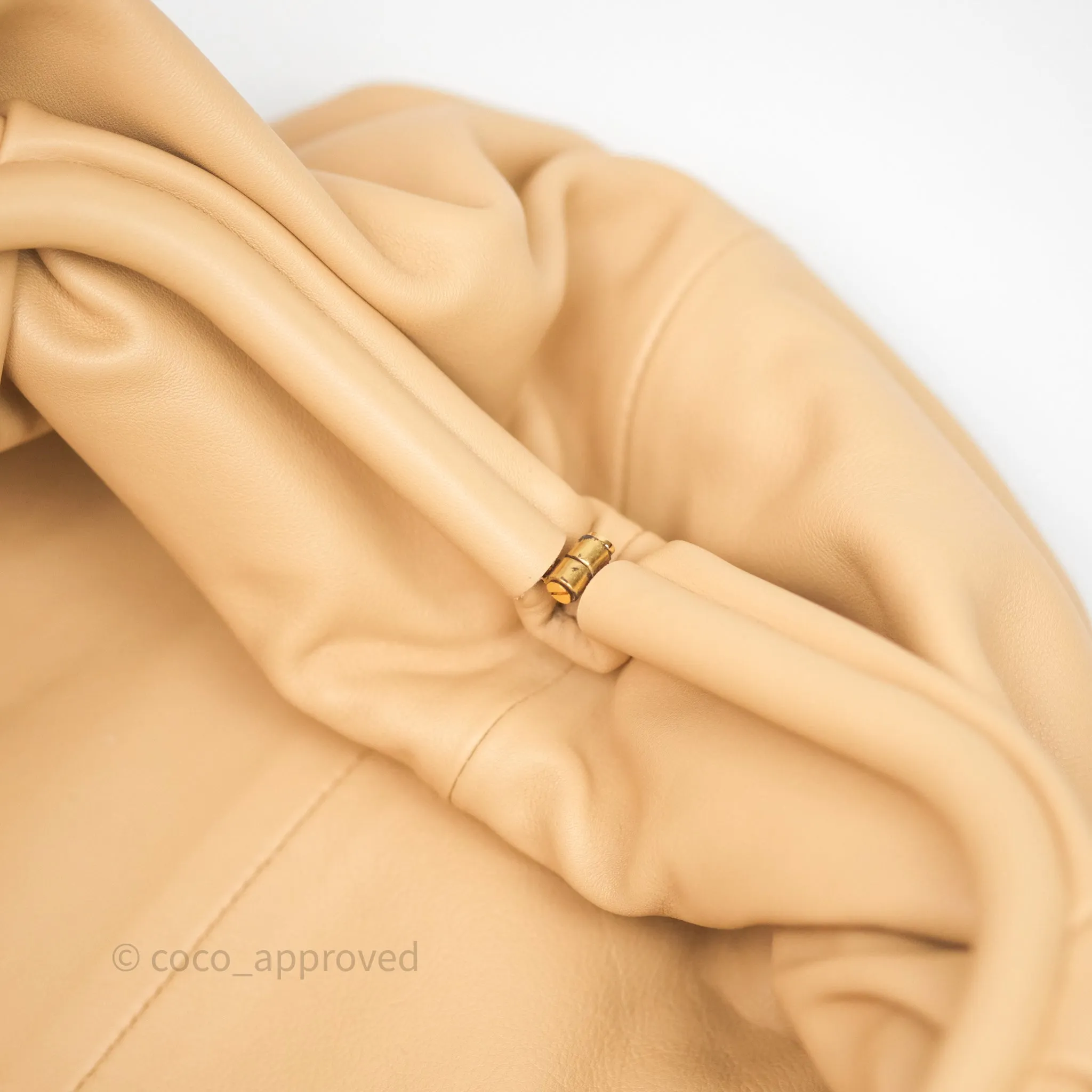 Bottega Veneta The Pouch Beige Calfskin