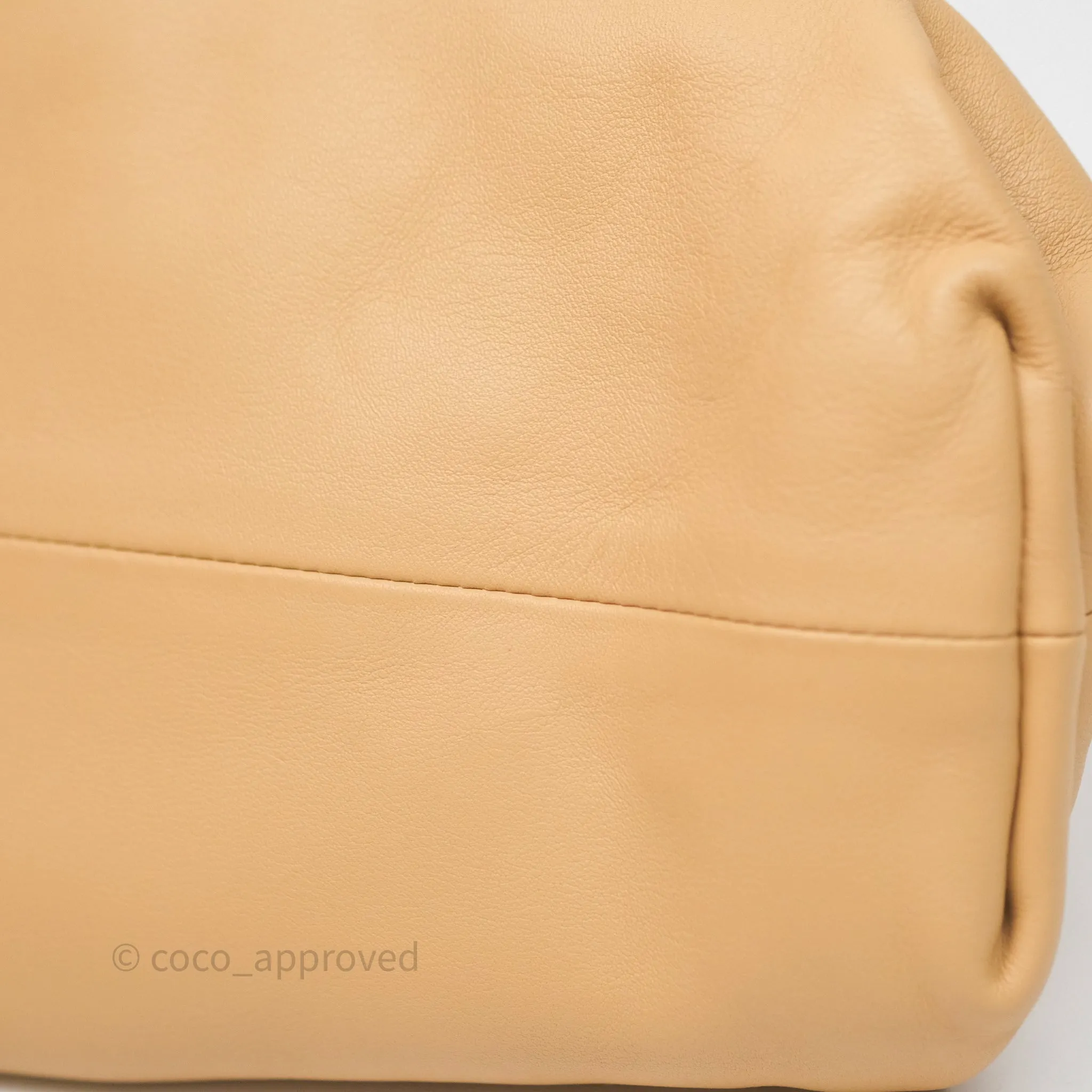 Bottega Veneta The Pouch Beige Calfskin