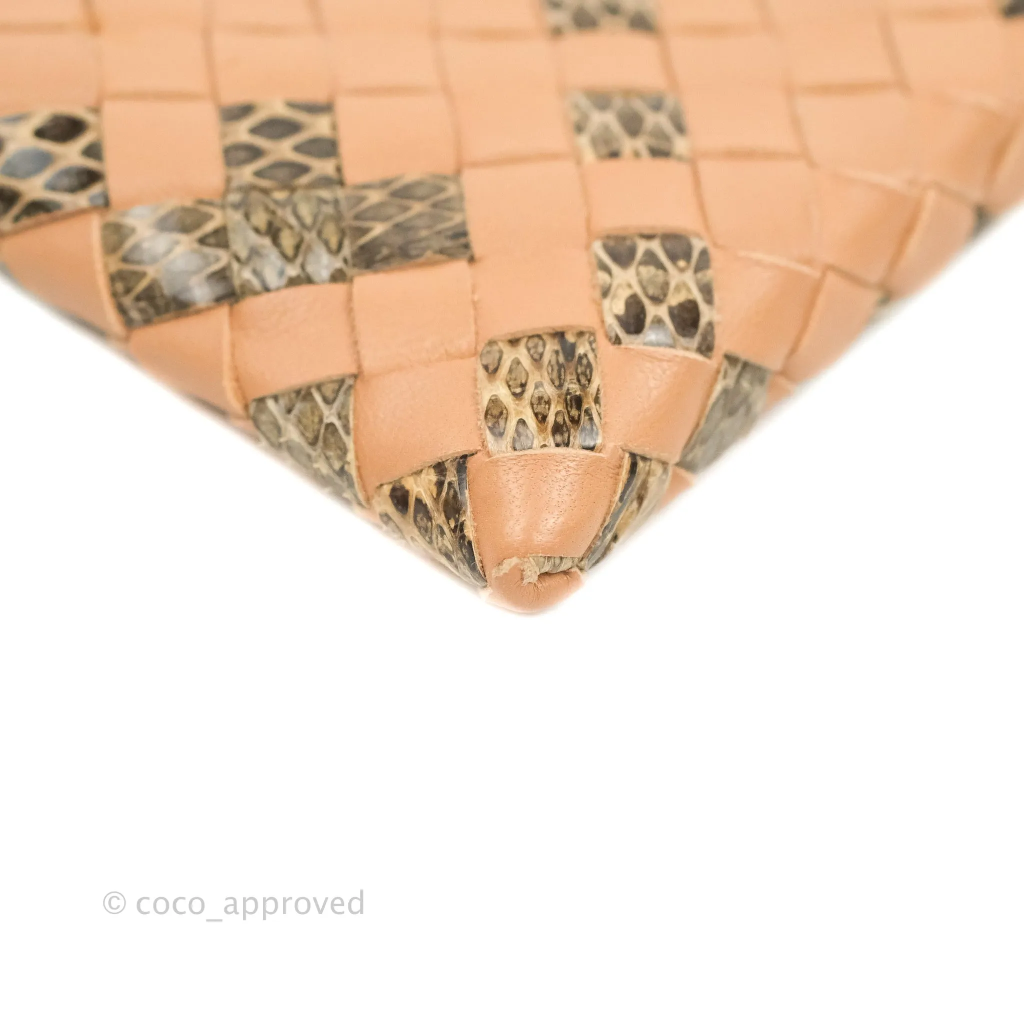 Bottega Veneta Zip Pouch Intrecciato Snake Pattern Beige Pink