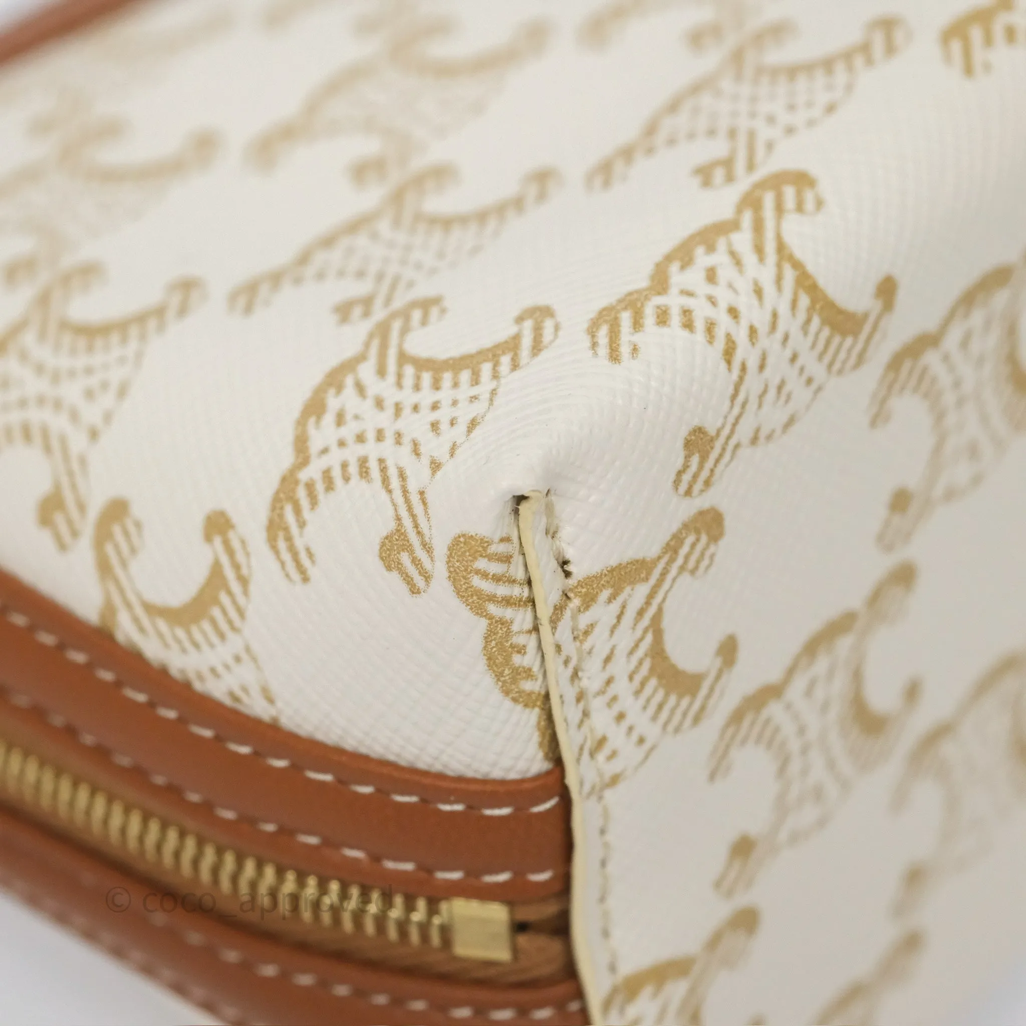 Celine Clutch With Chain Triomphe Canvas Lambskin White/Tan