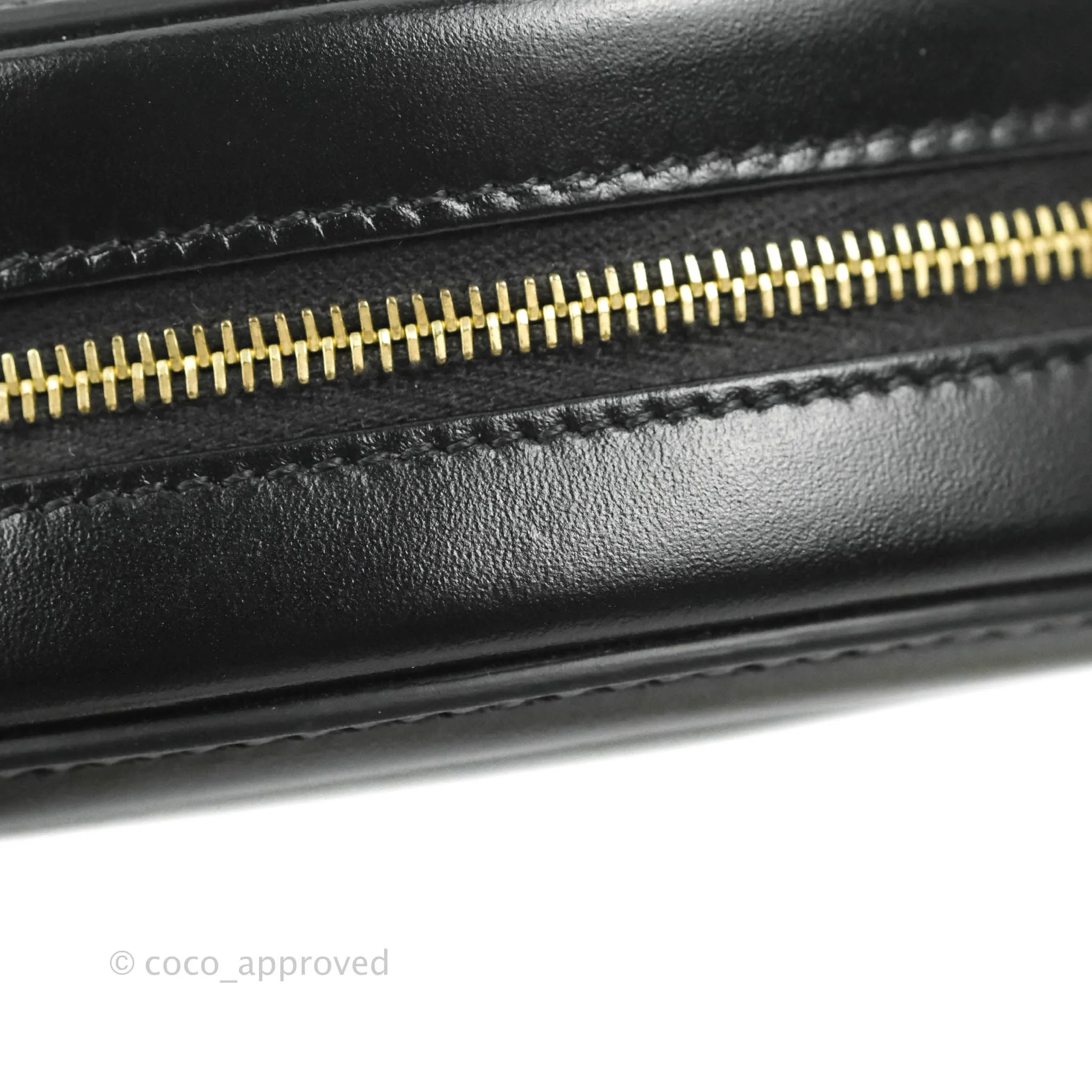 Celine Crossbody Purse With Chain In Velvet Black