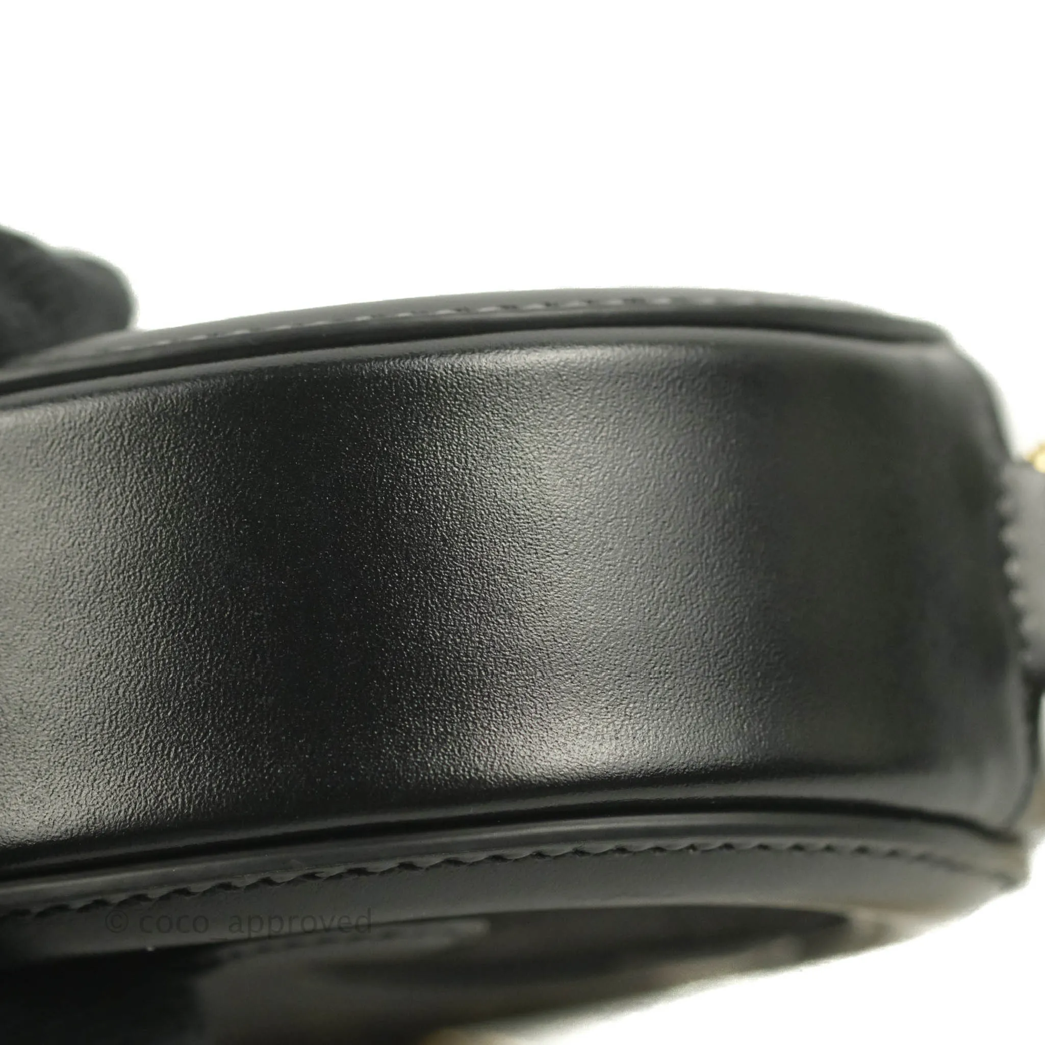 Celine Crossbody Purse With Chain In Velvet Black