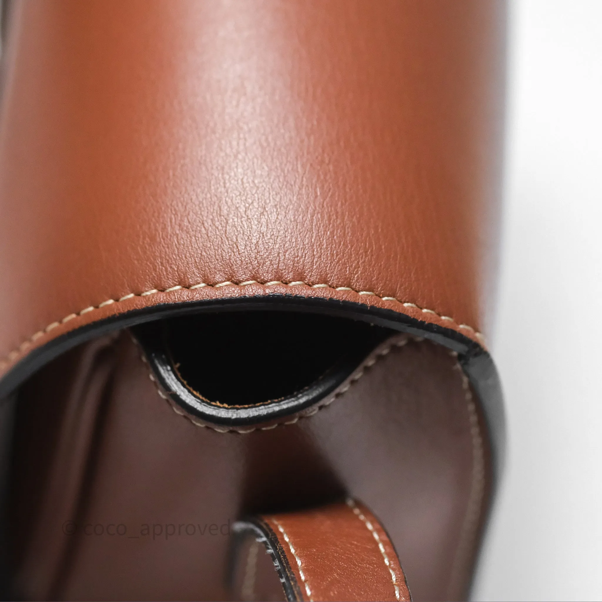 Celine Folco Cuir Triomphe in Smooth Calfskin Tan