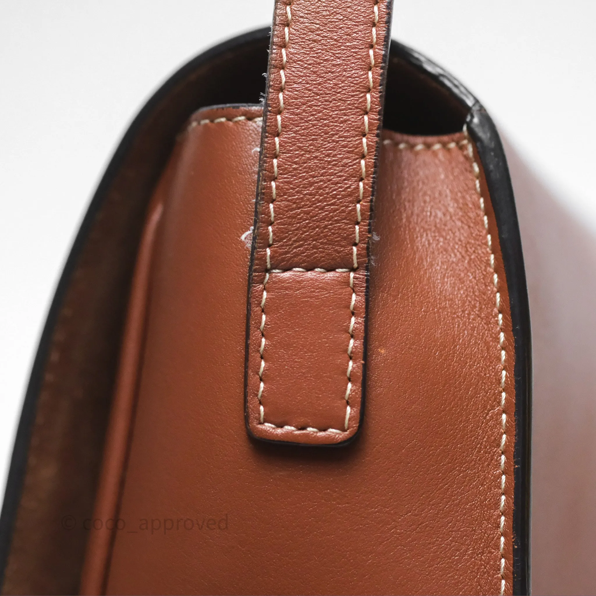 Celine Folco Cuir Triomphe in Smooth Calfskin Tan
