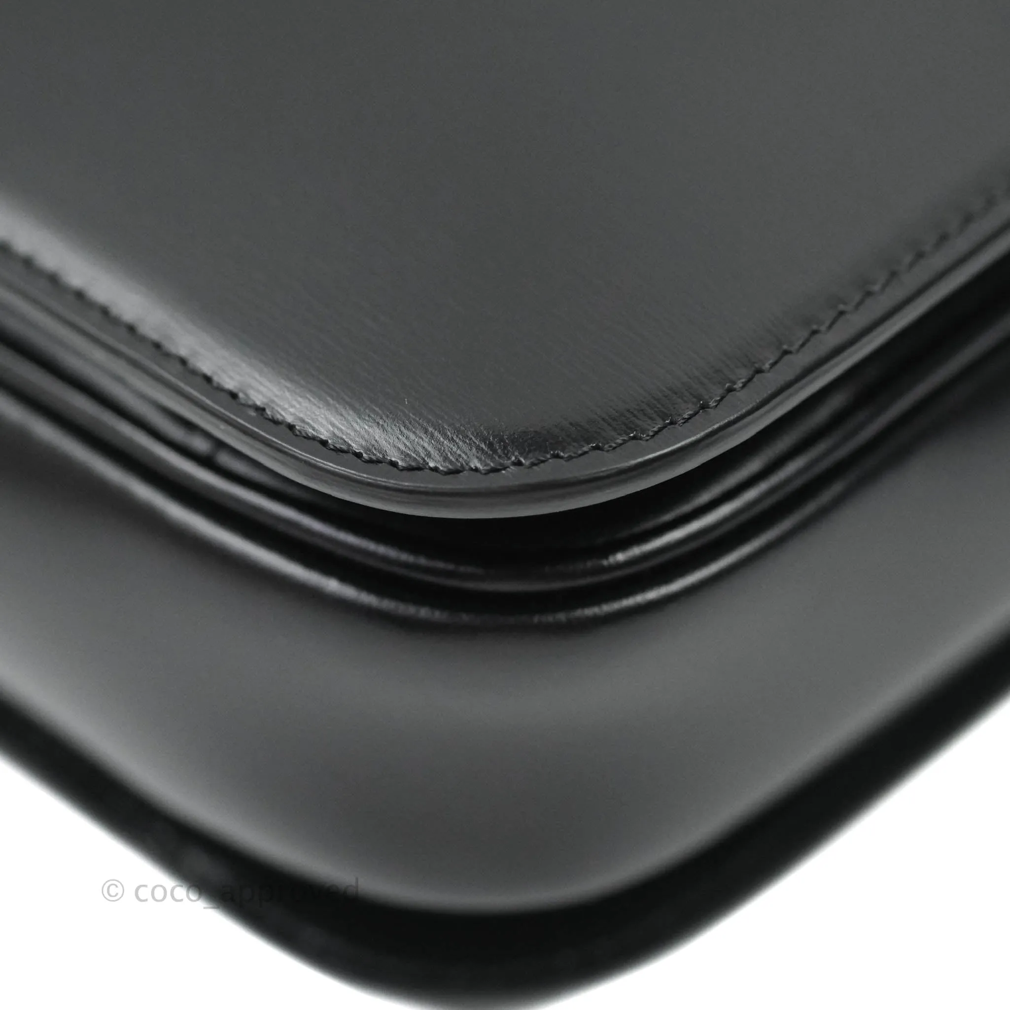 Celine Shiny Calfskin Medium Triomphe Black