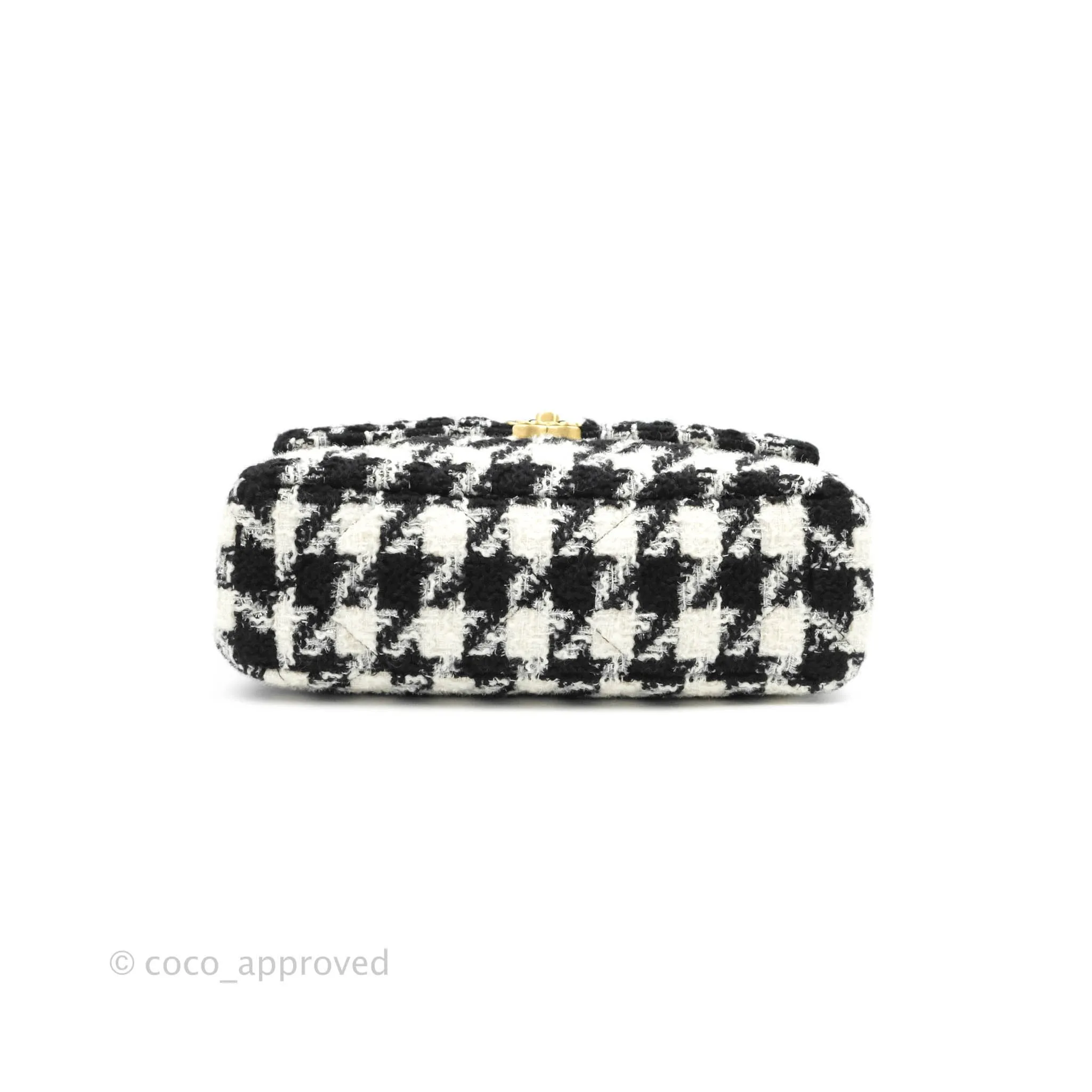 Chanel 19 Medium Tweed Houndstooth Black & White Mixed Hardware