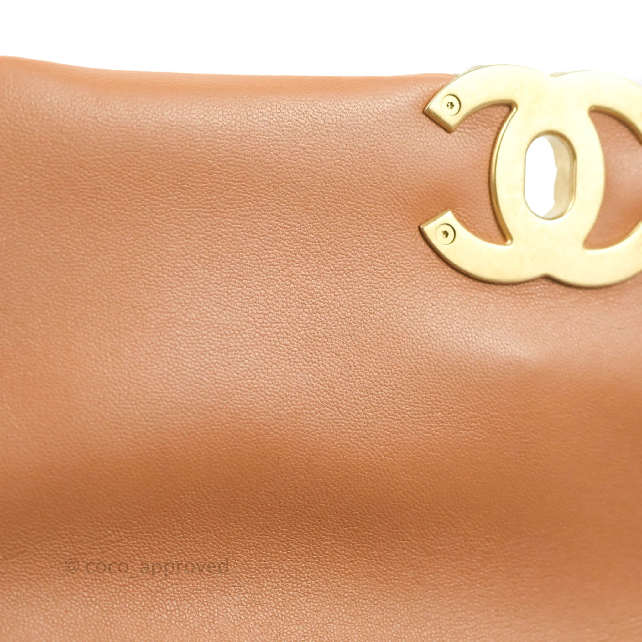 Chanel 19 Small Caramel Dark Beige Mixed Hardware 21K