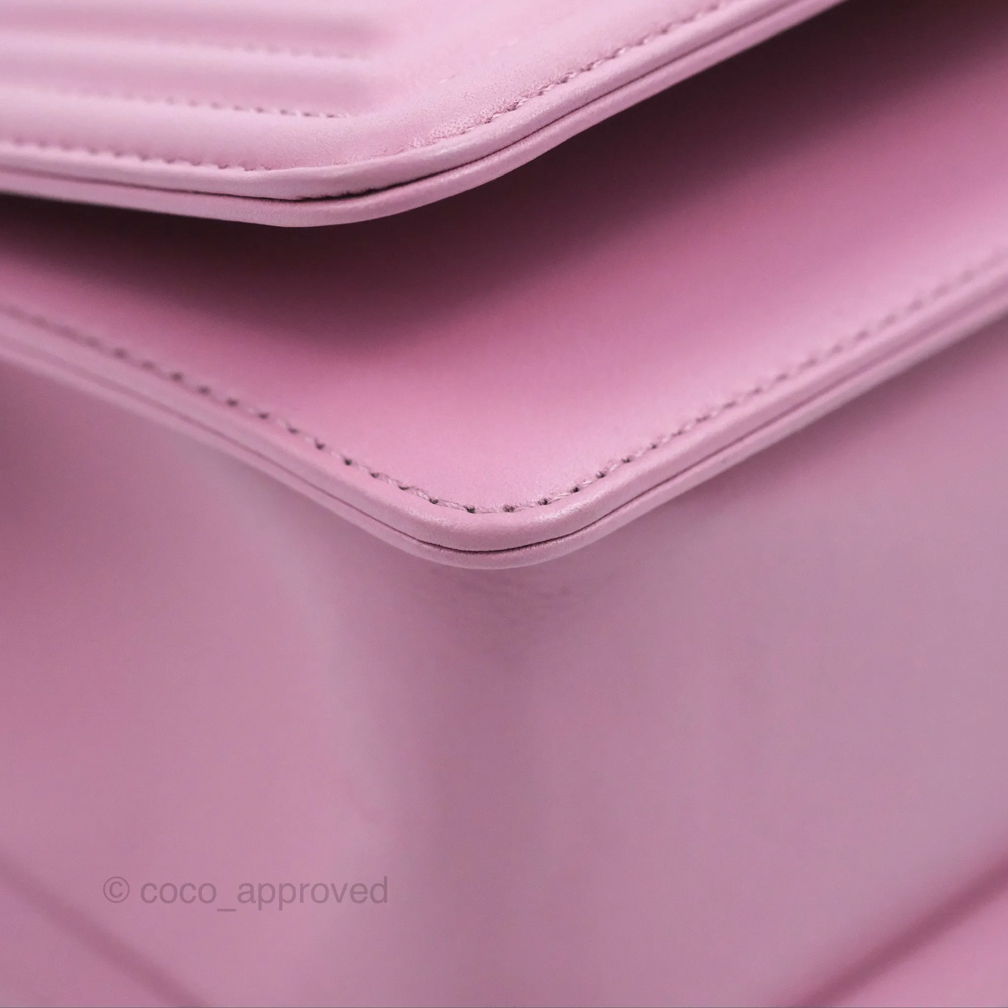 Chanel Chevron Medium Boy Pink Calfskin Gold Hardware