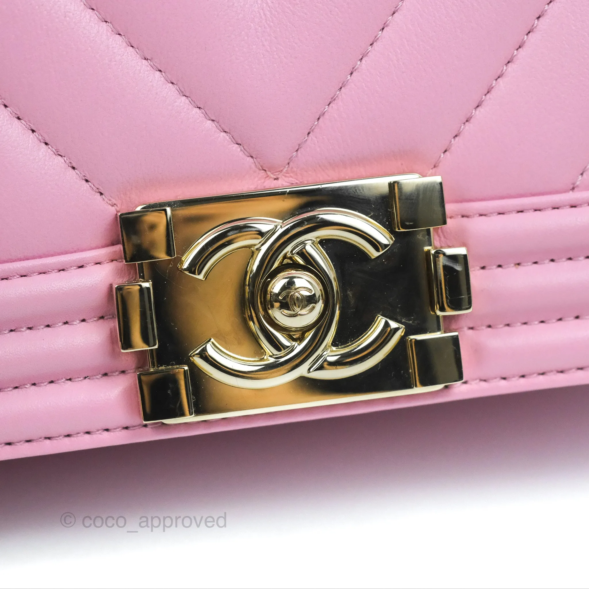 Chanel Chevron Medium Boy Pink Calfskin Gold Hardware