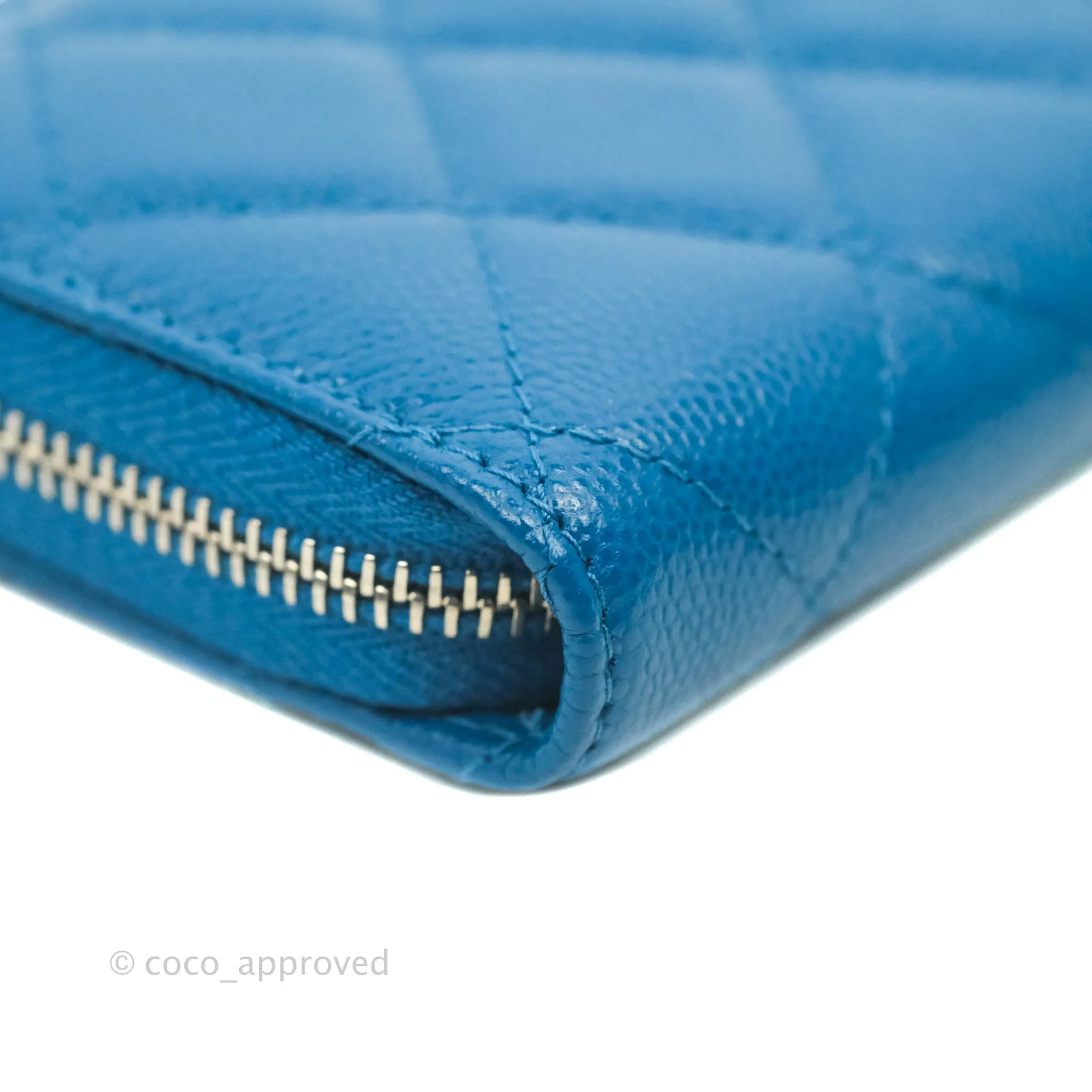 Chanel Classic Zipped Coin Purse Blue Caviar Silver Hardware