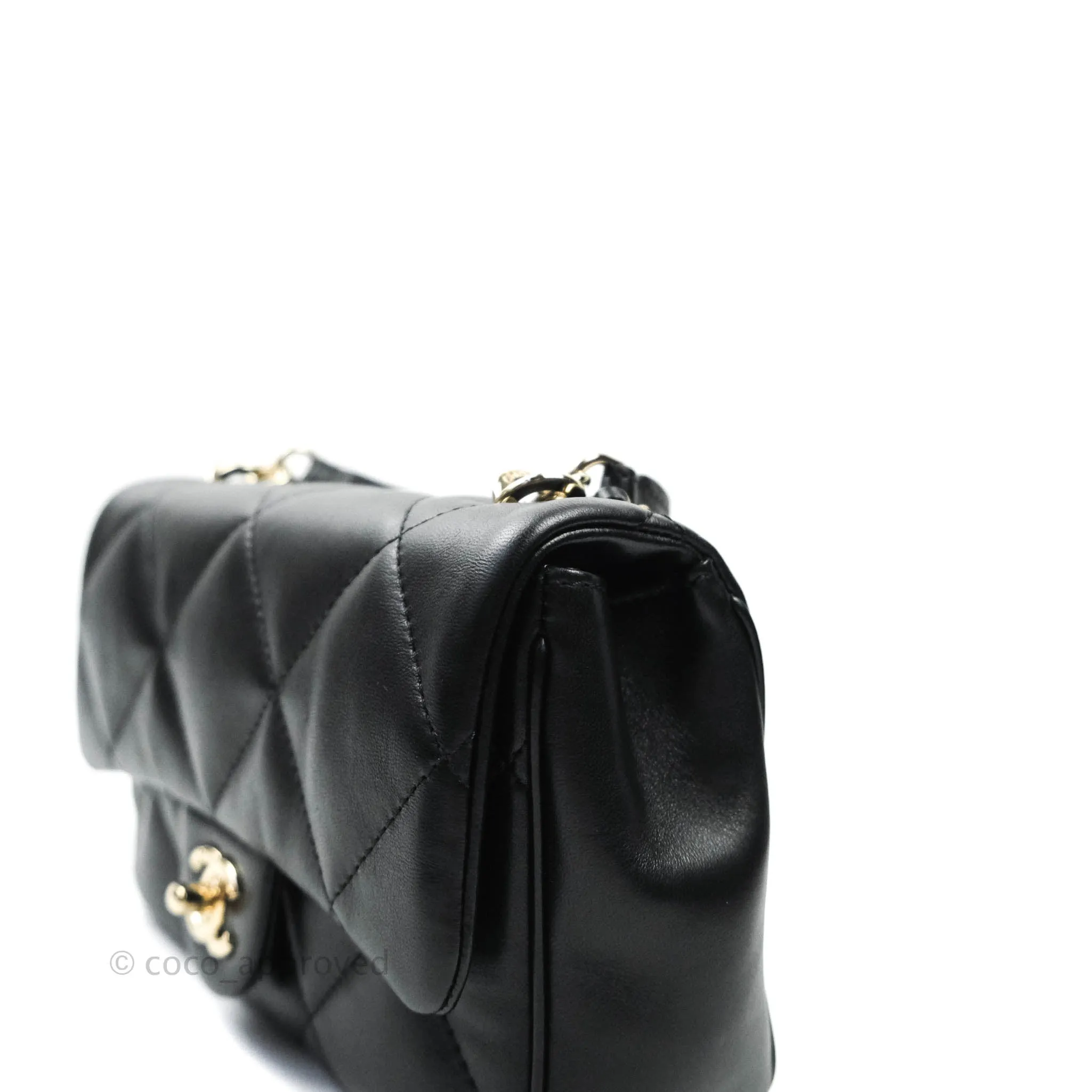 Chanel Easy Cherry Flap Bag With Handle Black Lambskin Gold Hardware 19K