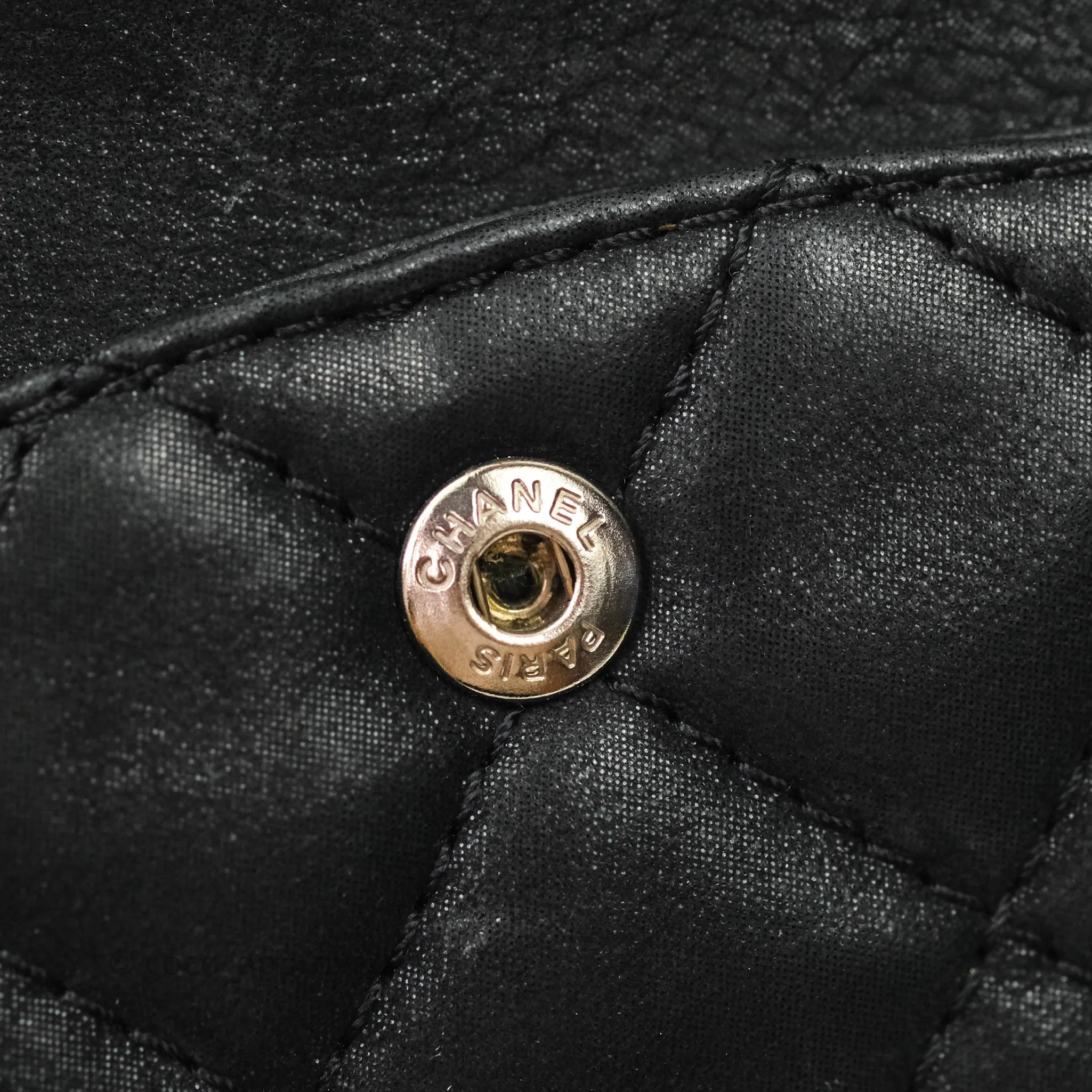 Chanel Reissue Quilted Aged Calfskin Black Ruthenium Hardware 226