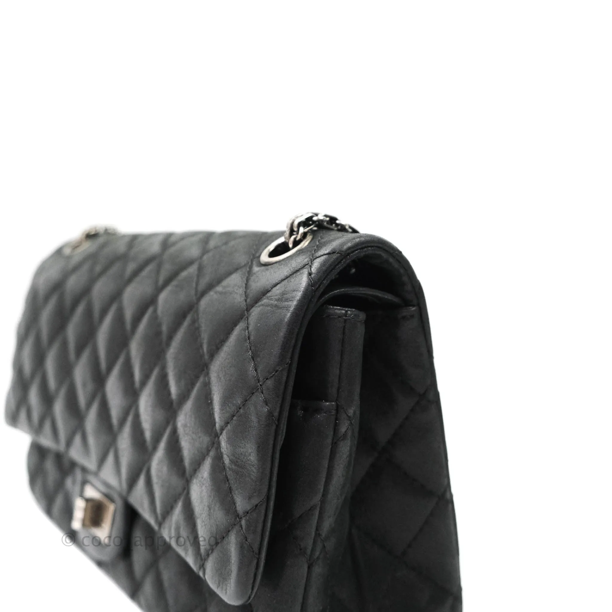 Chanel Reissue Quilted Aged Calfskin Black Ruthenium Hardware 226