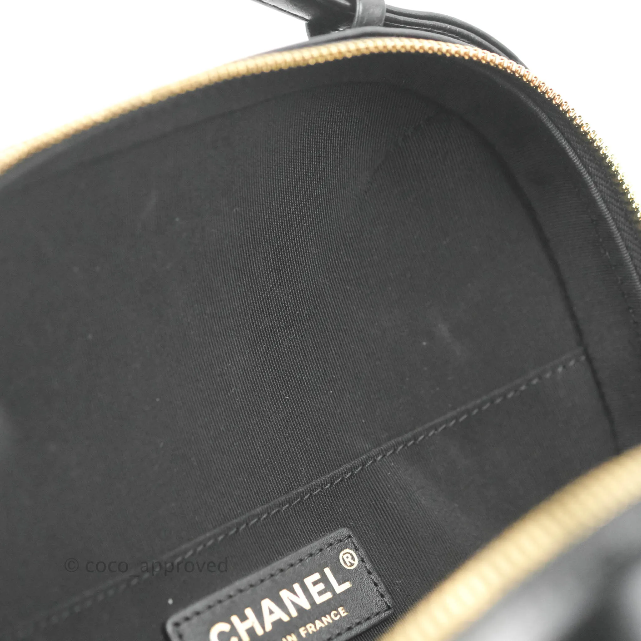 Chanel Small Round Vanity Case Bag Black Crumpled Calfskin 19C