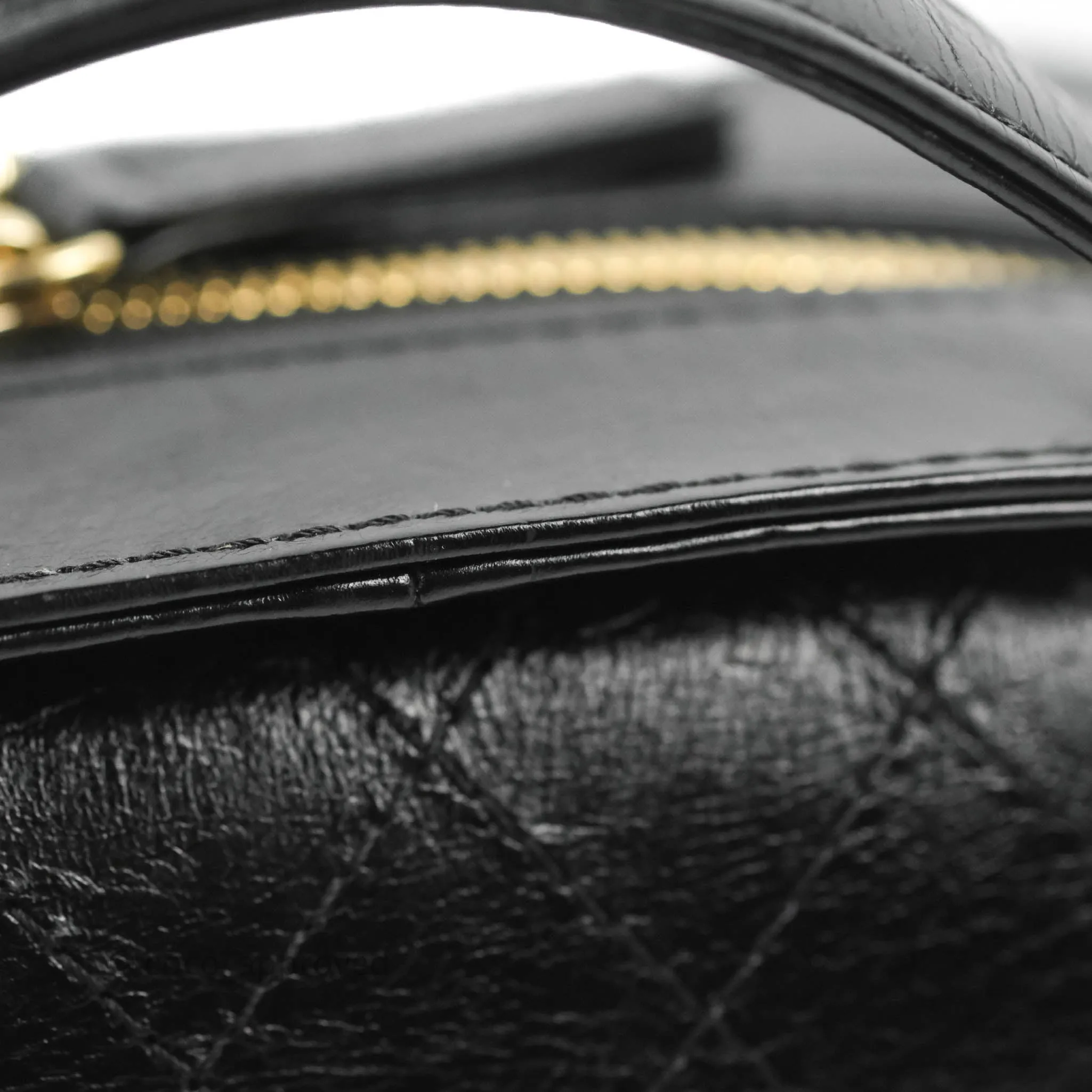 Chanel Small Round Vanity Case Bag Black Crumpled Calfskin 19C