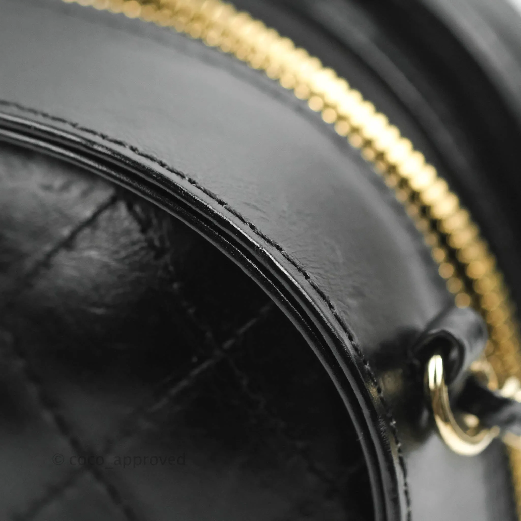 Chanel Small Round Vanity Case Bag Black Crumpled Calfskin 19C