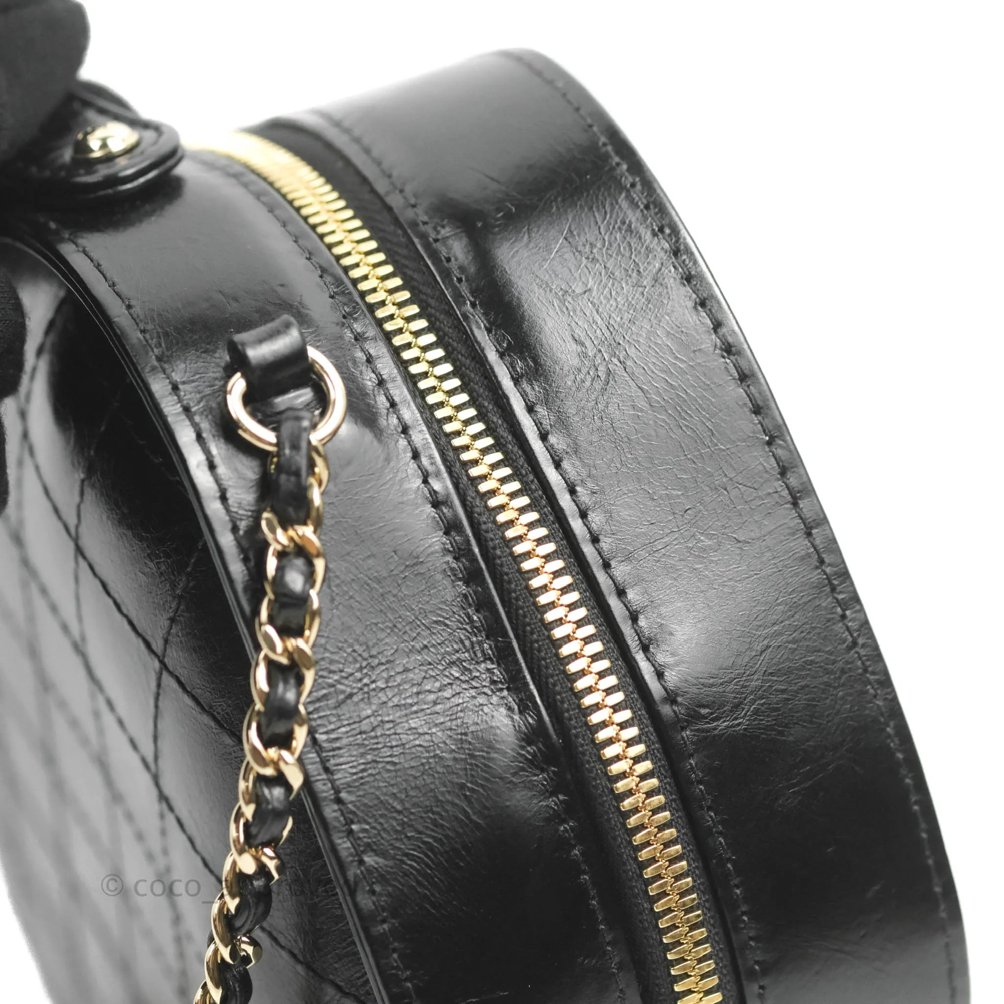 Chanel Small Round Vanity Case Bag Black Crumpled Calfskin 19C