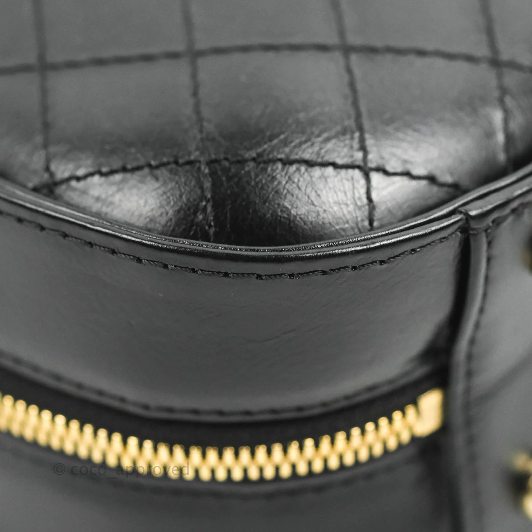 Chanel Small Round Vanity Case Bag Black Crumpled Calfskin 19C