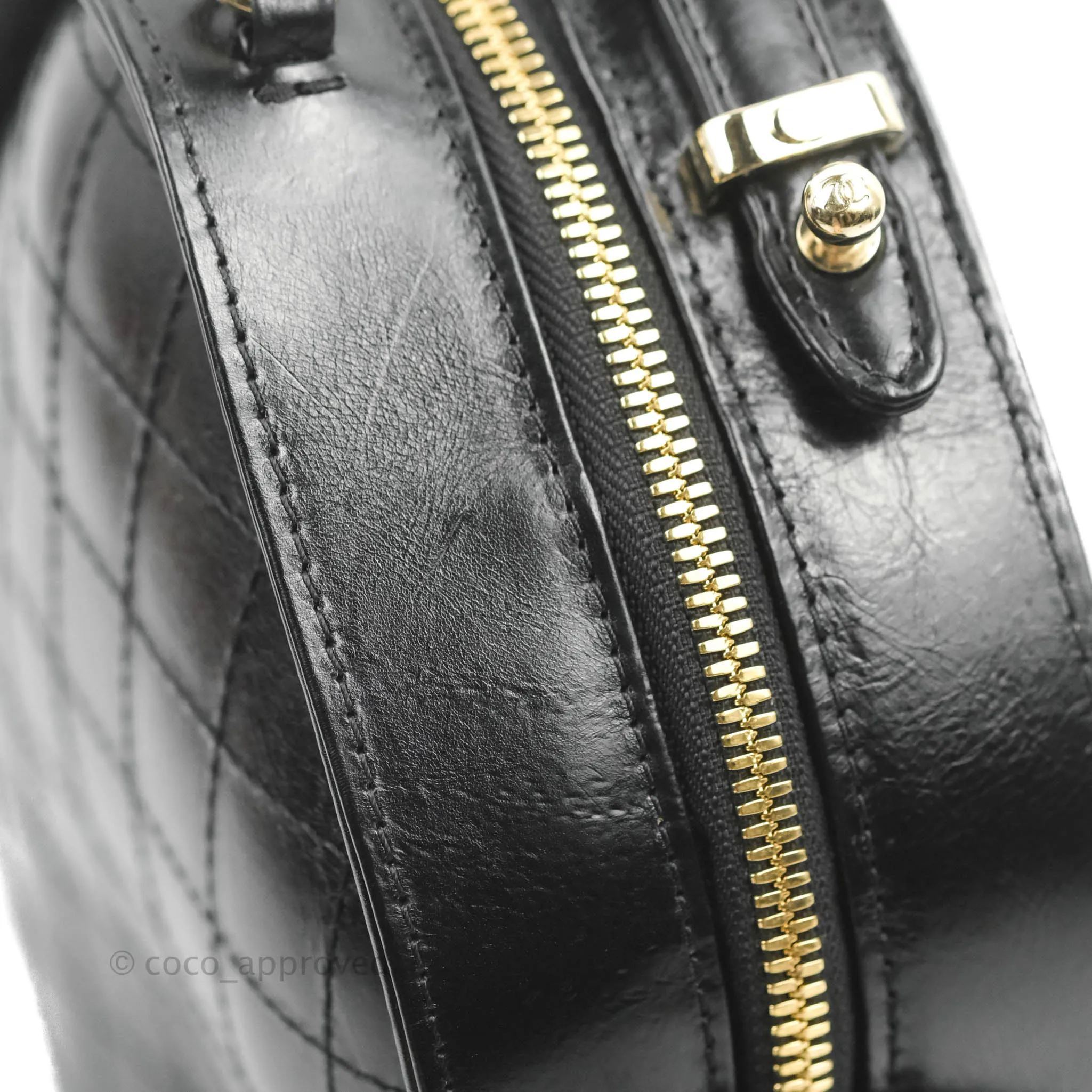 Chanel Small Round Vanity Case Bag Black Crumpled Calfskin 19C