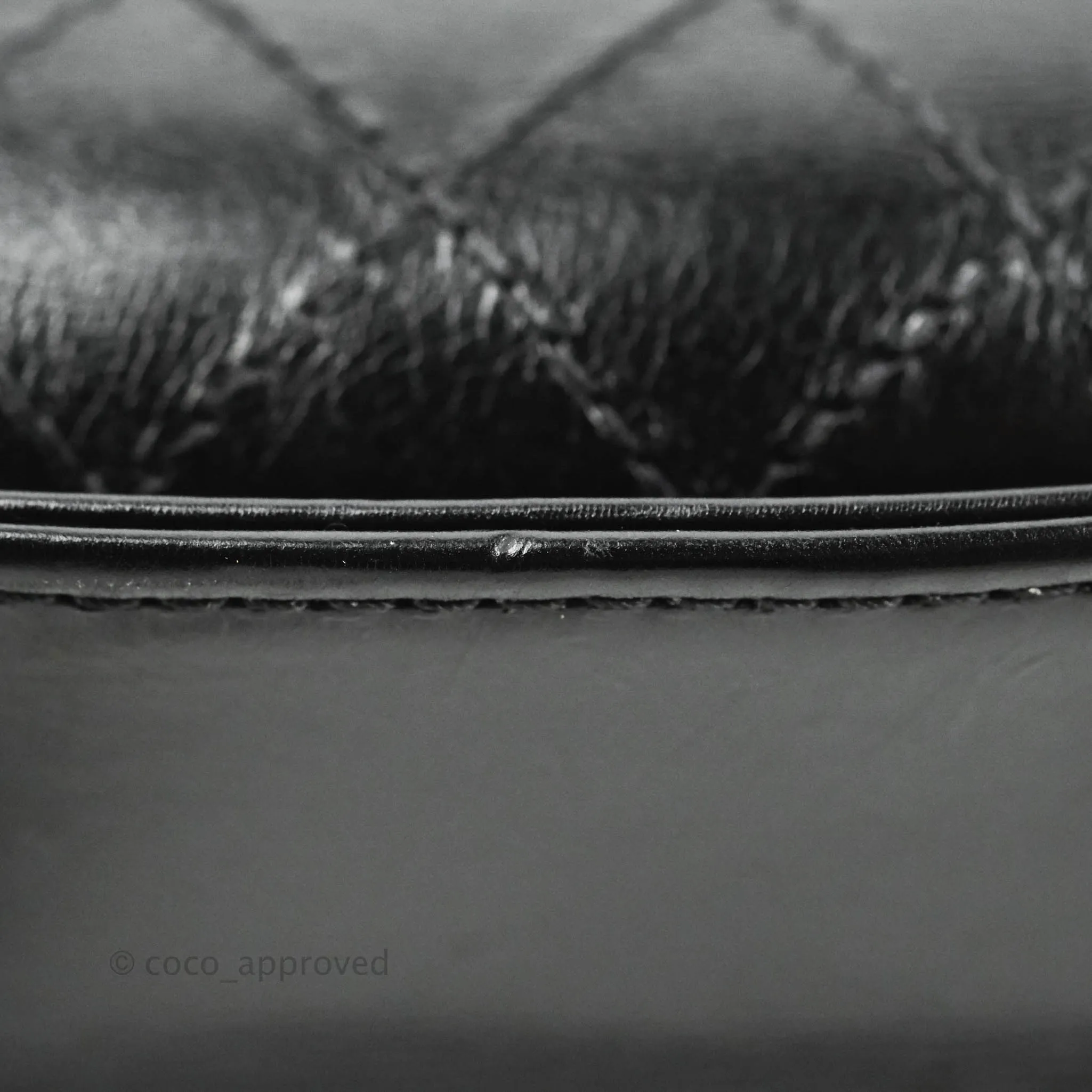Chanel Small Round Vanity Case Bag Black Crumpled Calfskin 19C