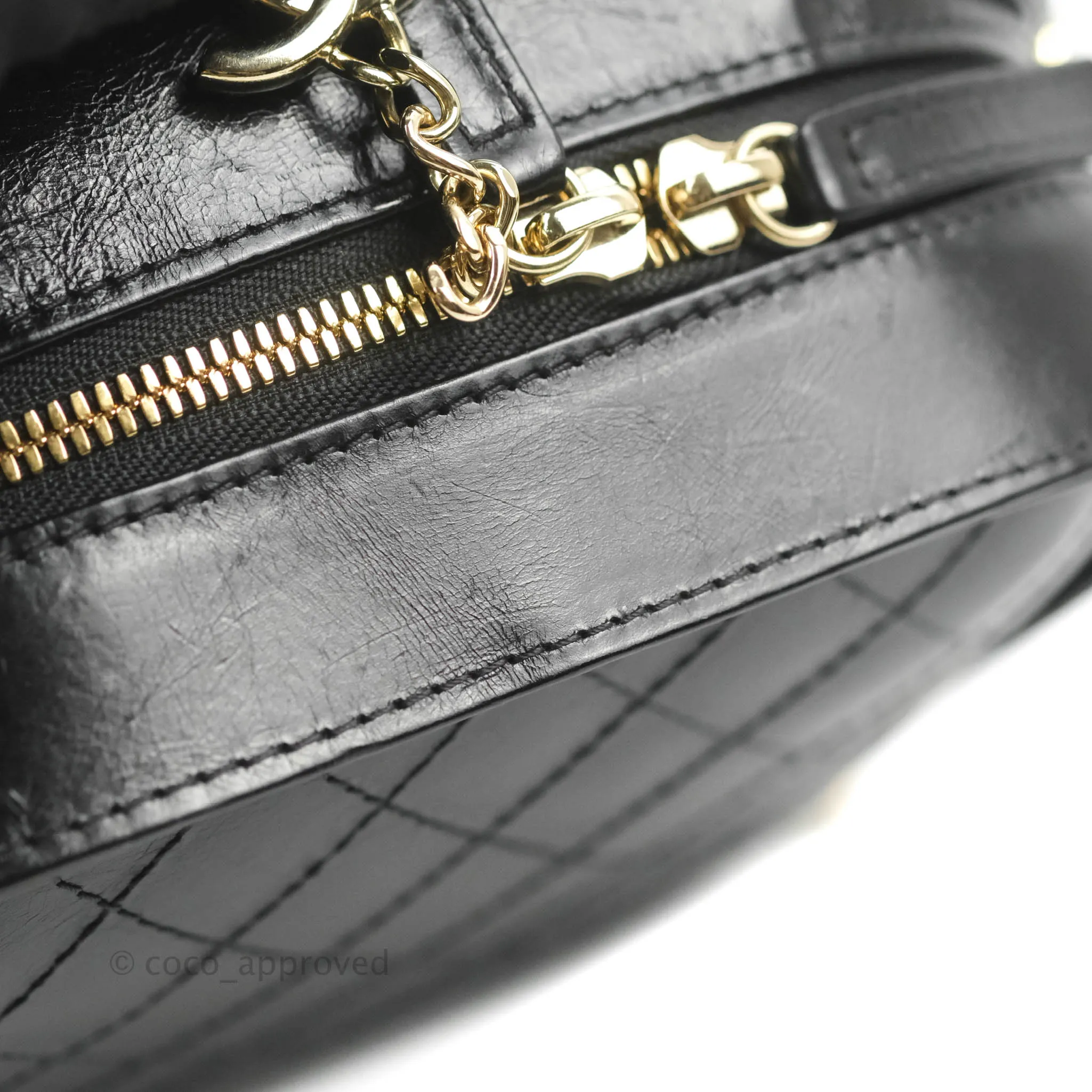 Chanel Small Round Vanity Case Bag Black Crumpled Calfskin 19C