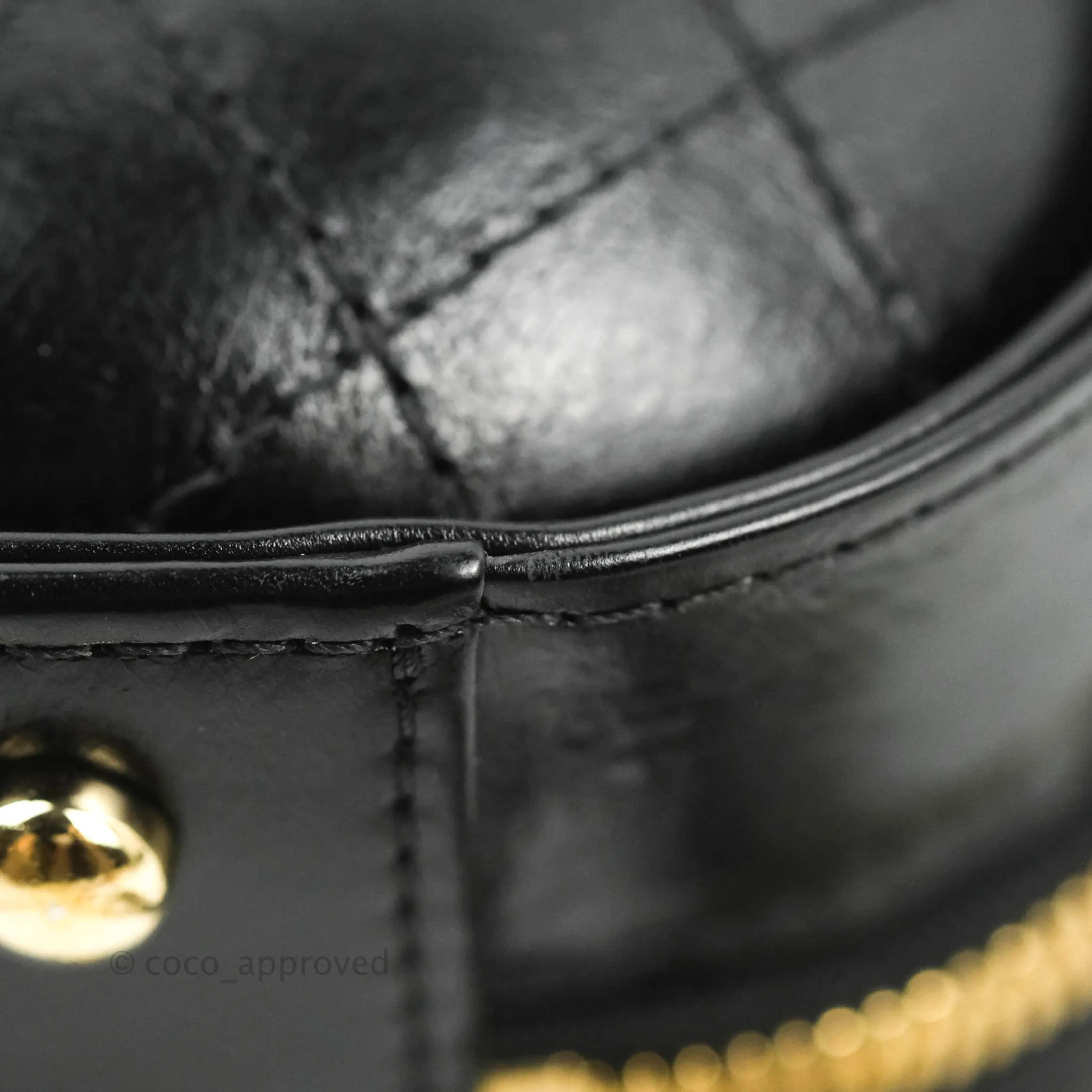 Chanel Small Round Vanity Case Bag Black Crumpled Calfskin 19C