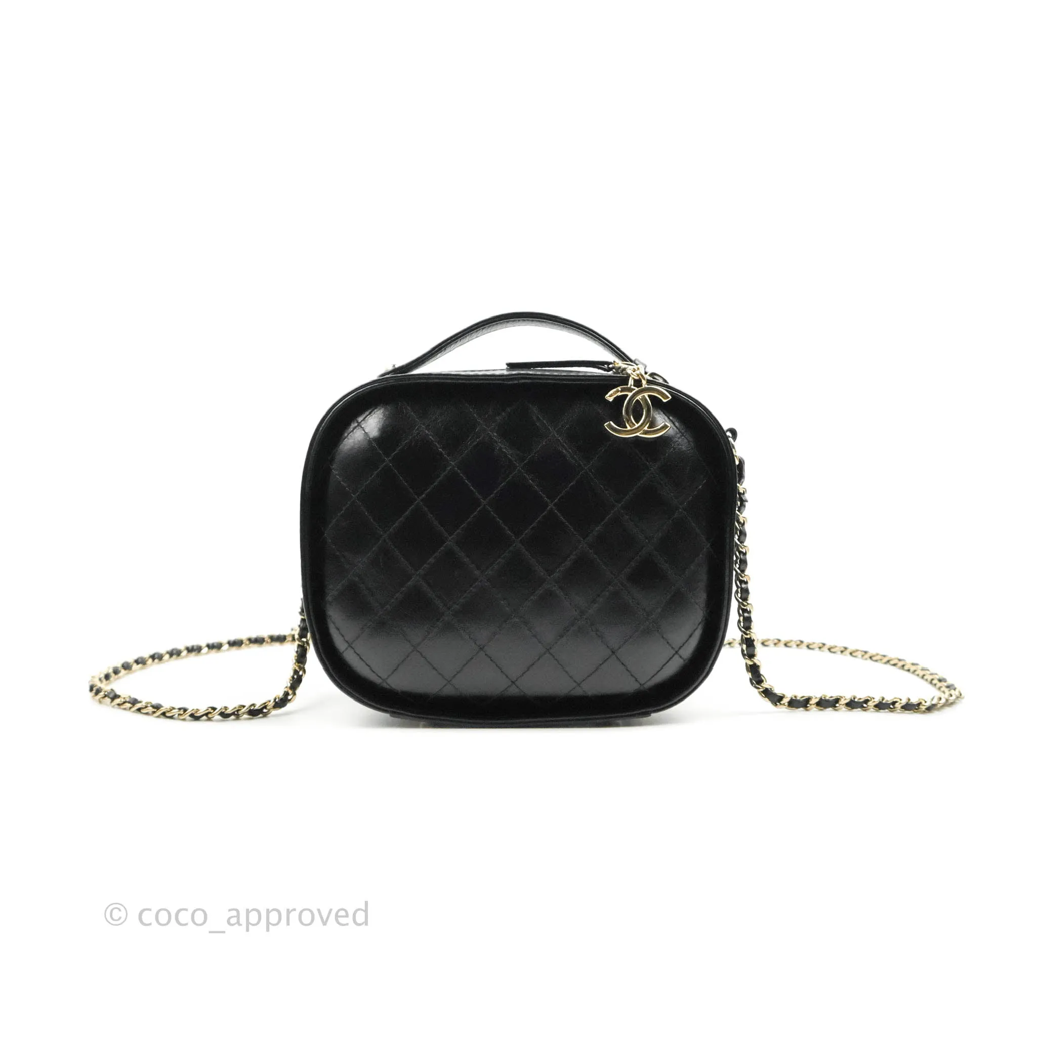 Chanel Small Round Vanity Case Bag Black Crumpled Calfskin 19C
