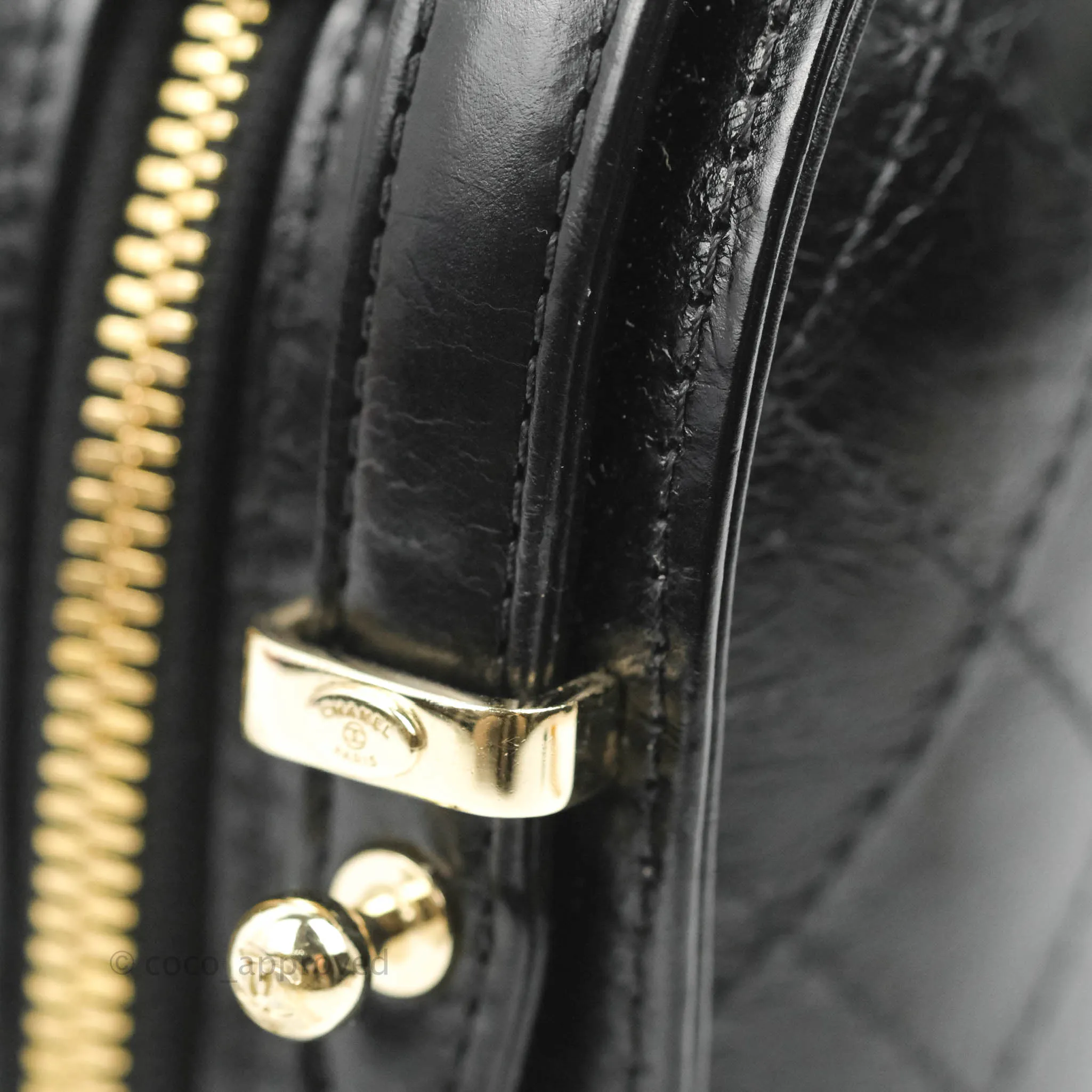 Chanel Small Round Vanity Case Bag Black Crumpled Calfskin 19C