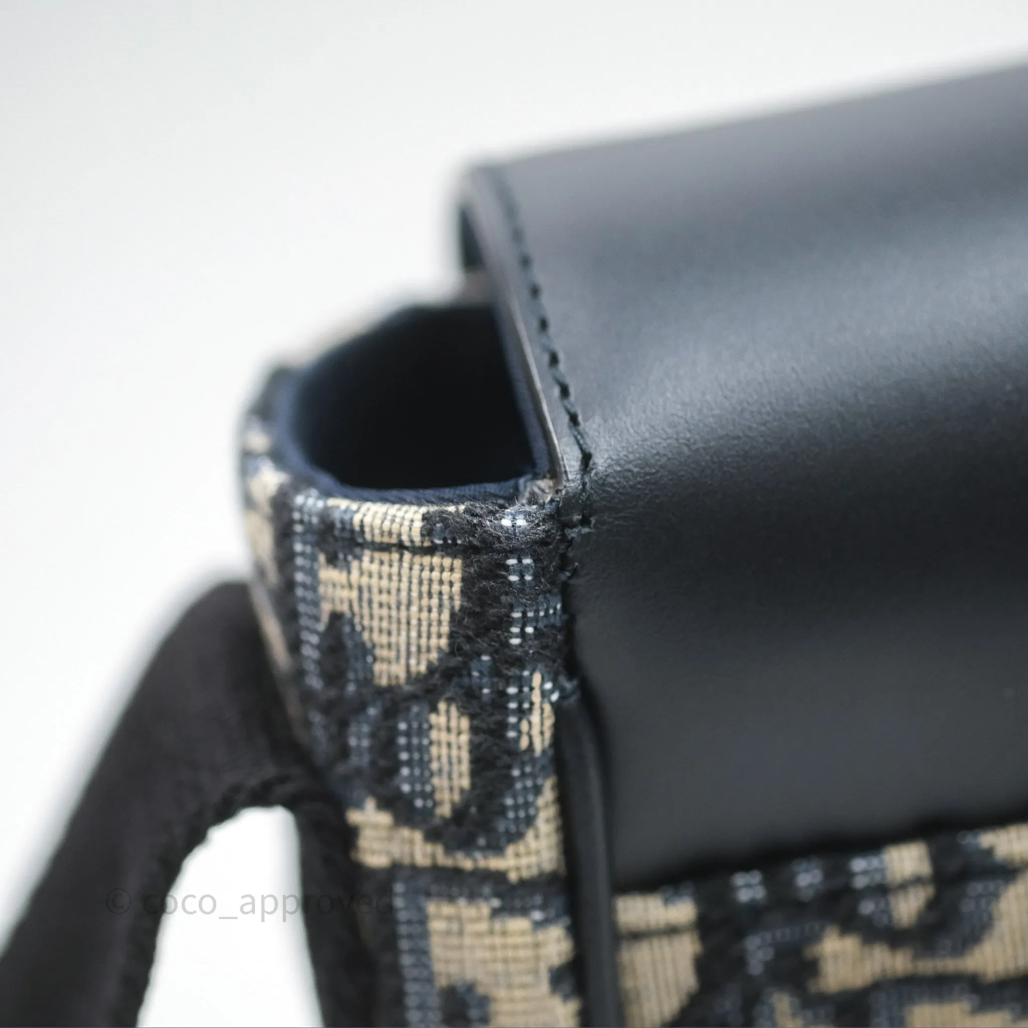 Christian Dior Messenger Bag Smooth Calfskin Blue Dior Oblique Jacquard