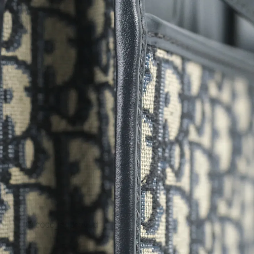 Dior 30 Montaigne Bag Blue Dior Oblique Jacquard
