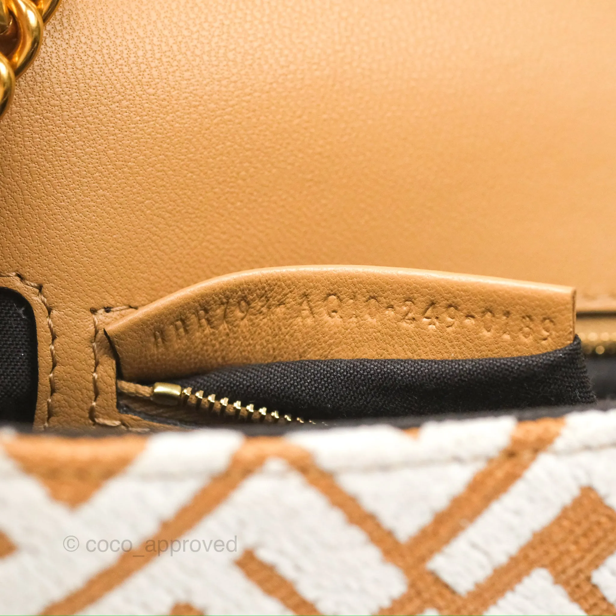 Fendi Baguette Chain Midi Bag Raffia