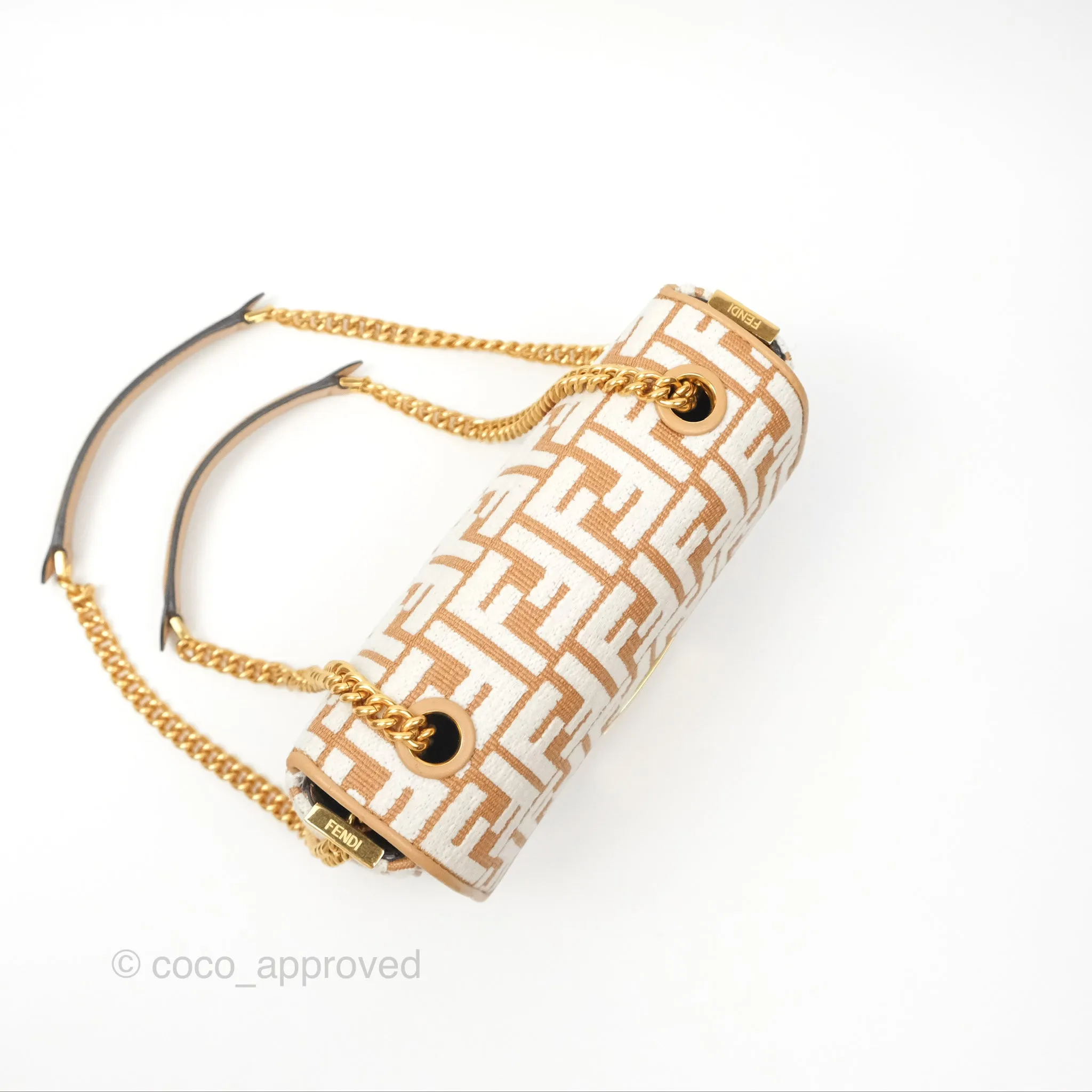 Fendi Baguette Chain Midi Bag Raffia