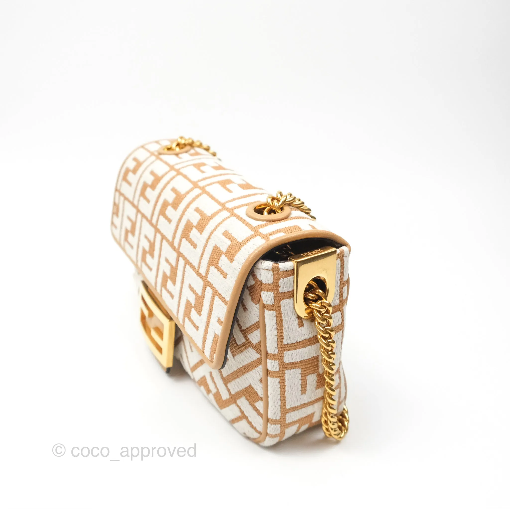 Fendi Baguette Chain Midi Bag Raffia
