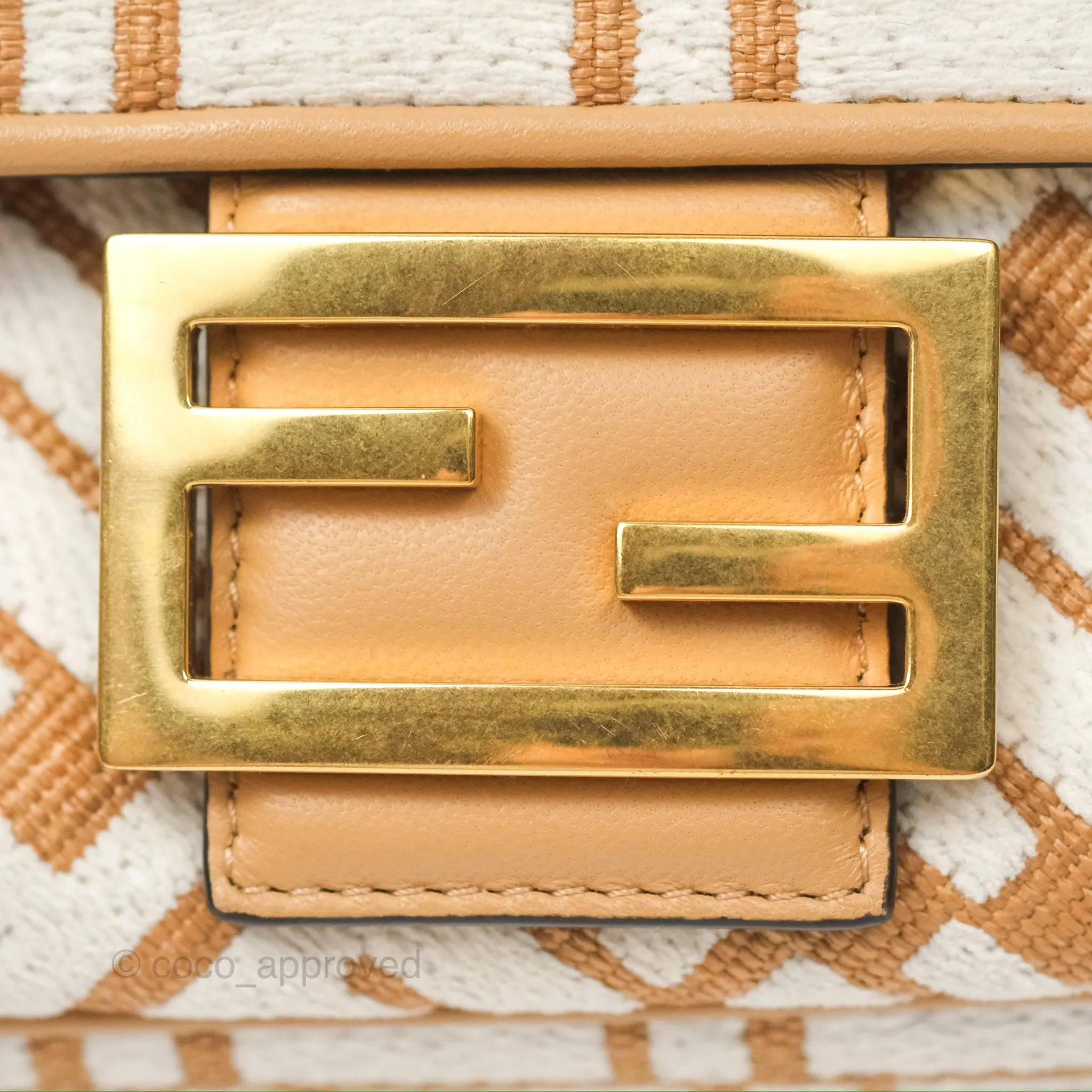 Fendi Baguette Chain Midi Bag Raffia