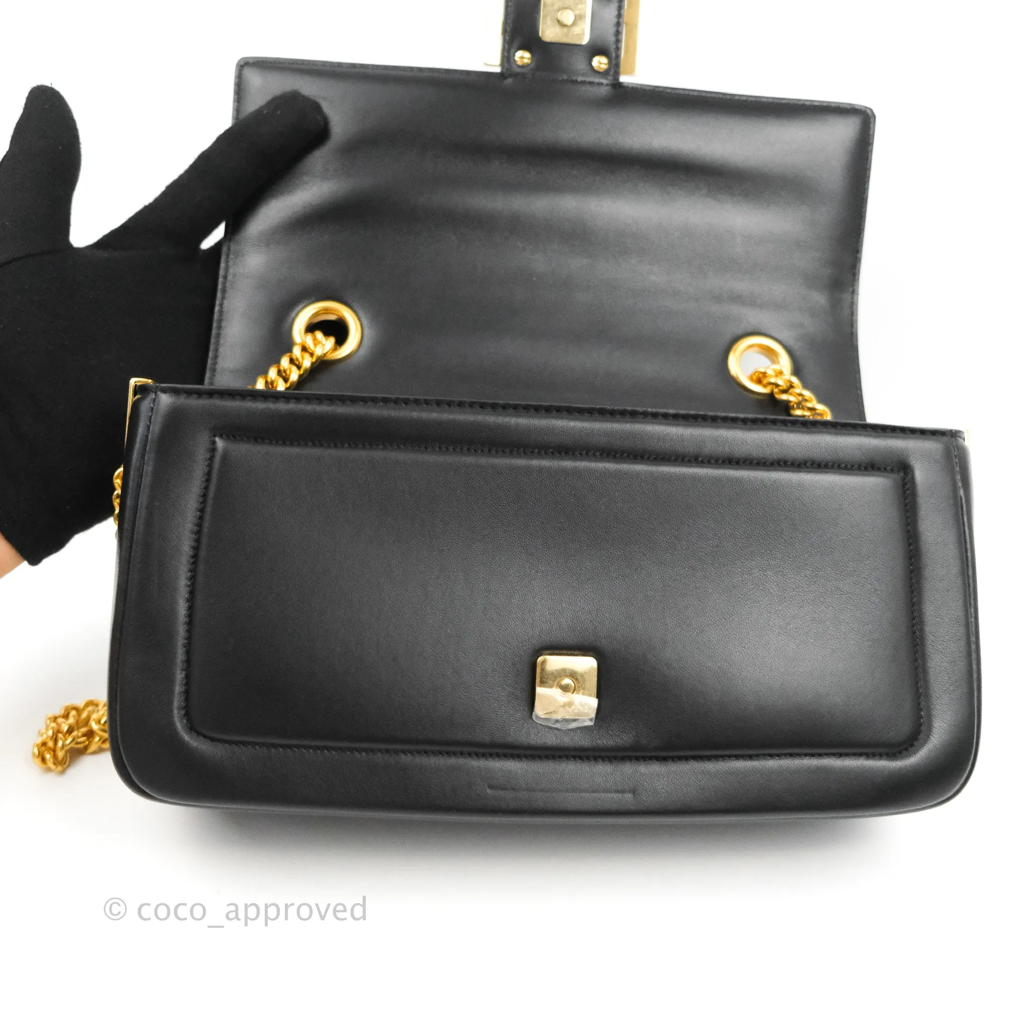 Fendi Baguette Chain Shoulder Bag in Black Nappa Leather