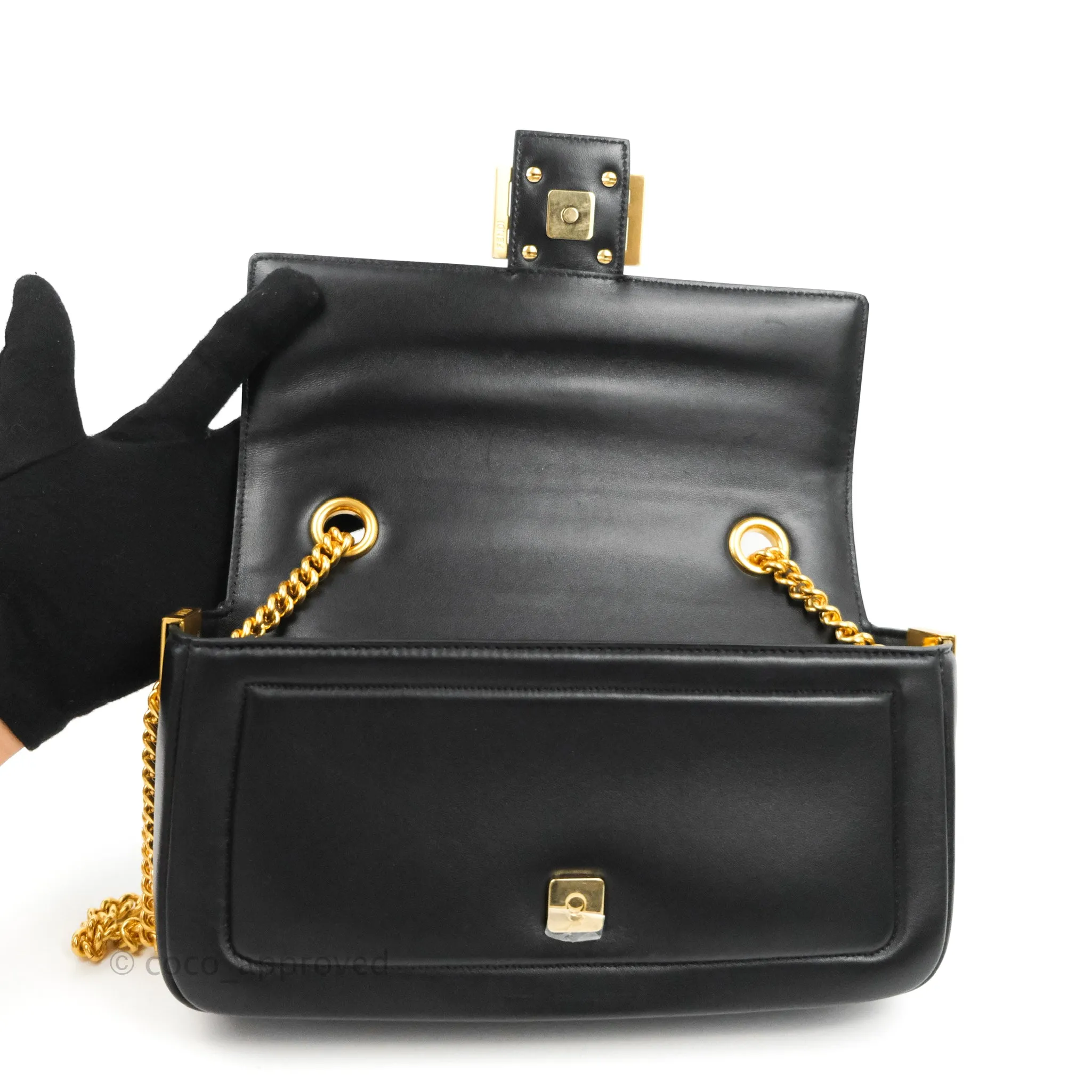 Fendi Baguette Chain Shoulder Bag in Black Nappa Leather