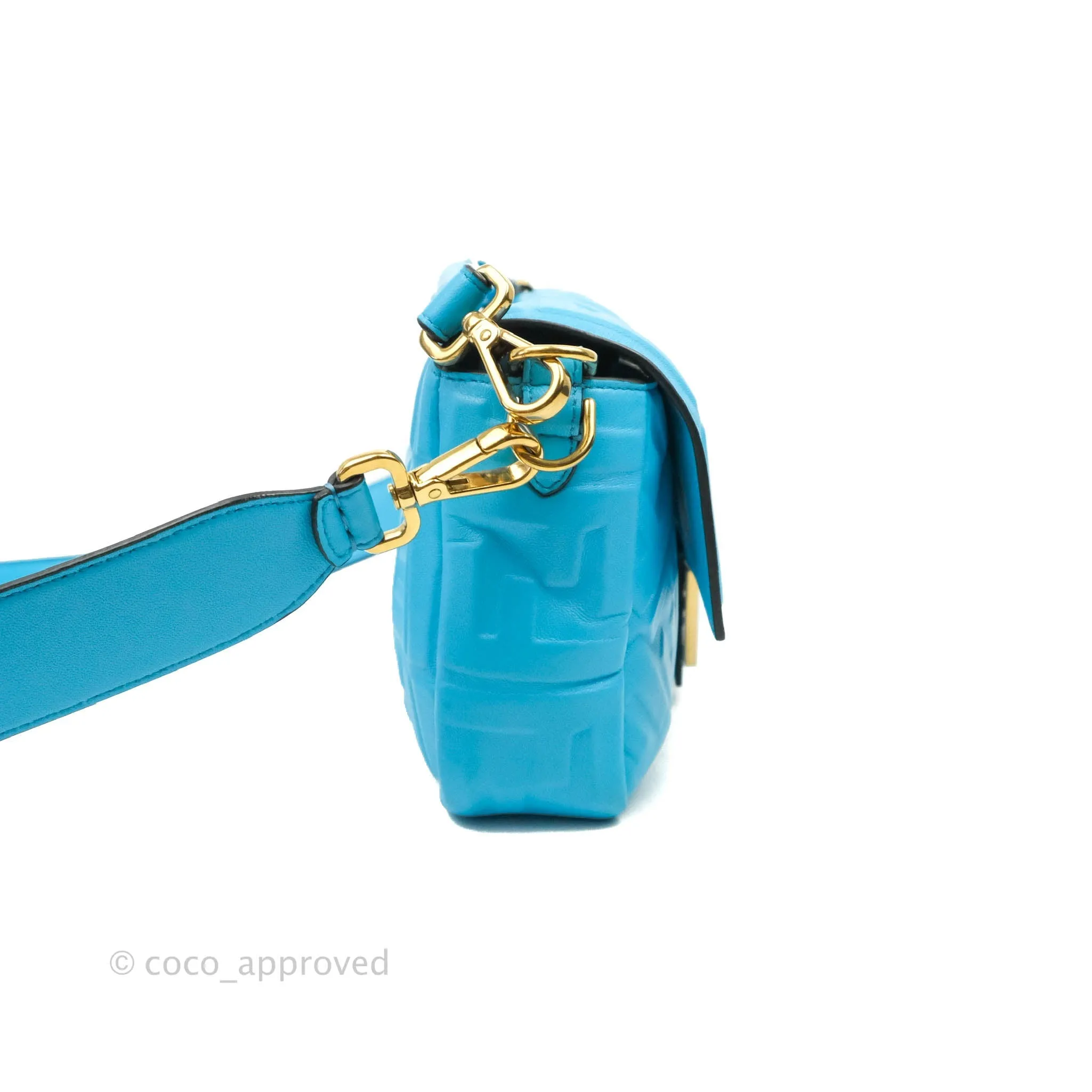 Fendi Medium Baguette Bag Blue Calfskin Gold Hardware