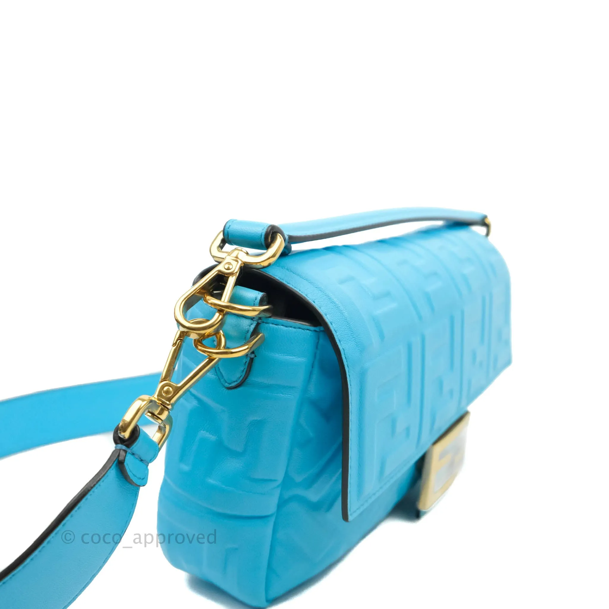 Fendi Medium Baguette Bag Blue Calfskin Gold Hardware